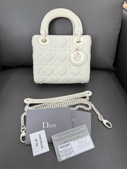 Dior - Lady Dior Micro Bag - Matte lambskin leather - White - (mini)