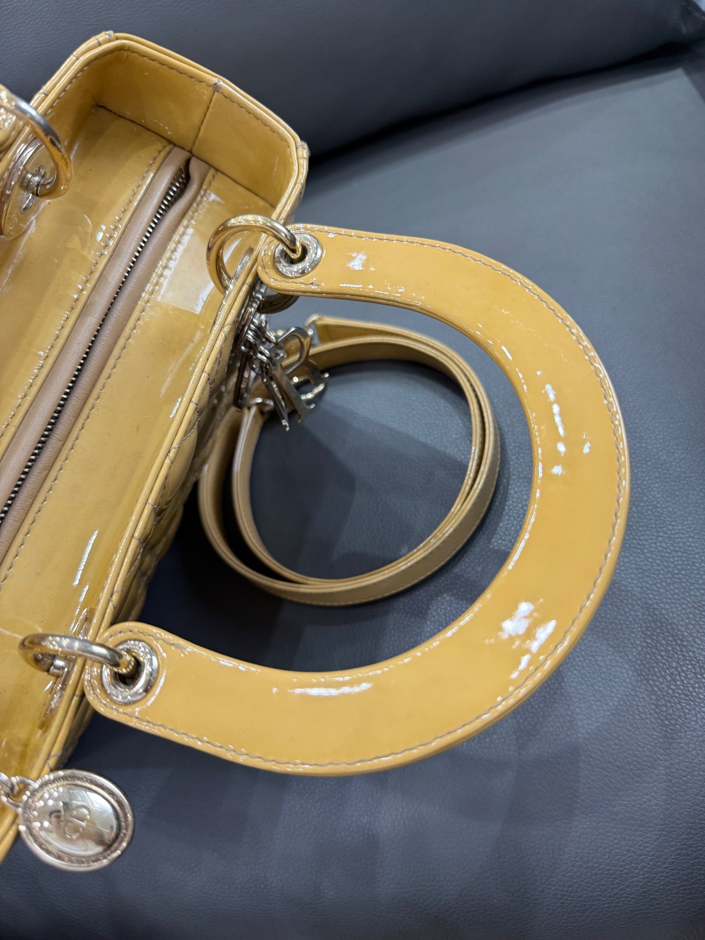 Dior - Lady Dior - Patent leather - Camel - (small)