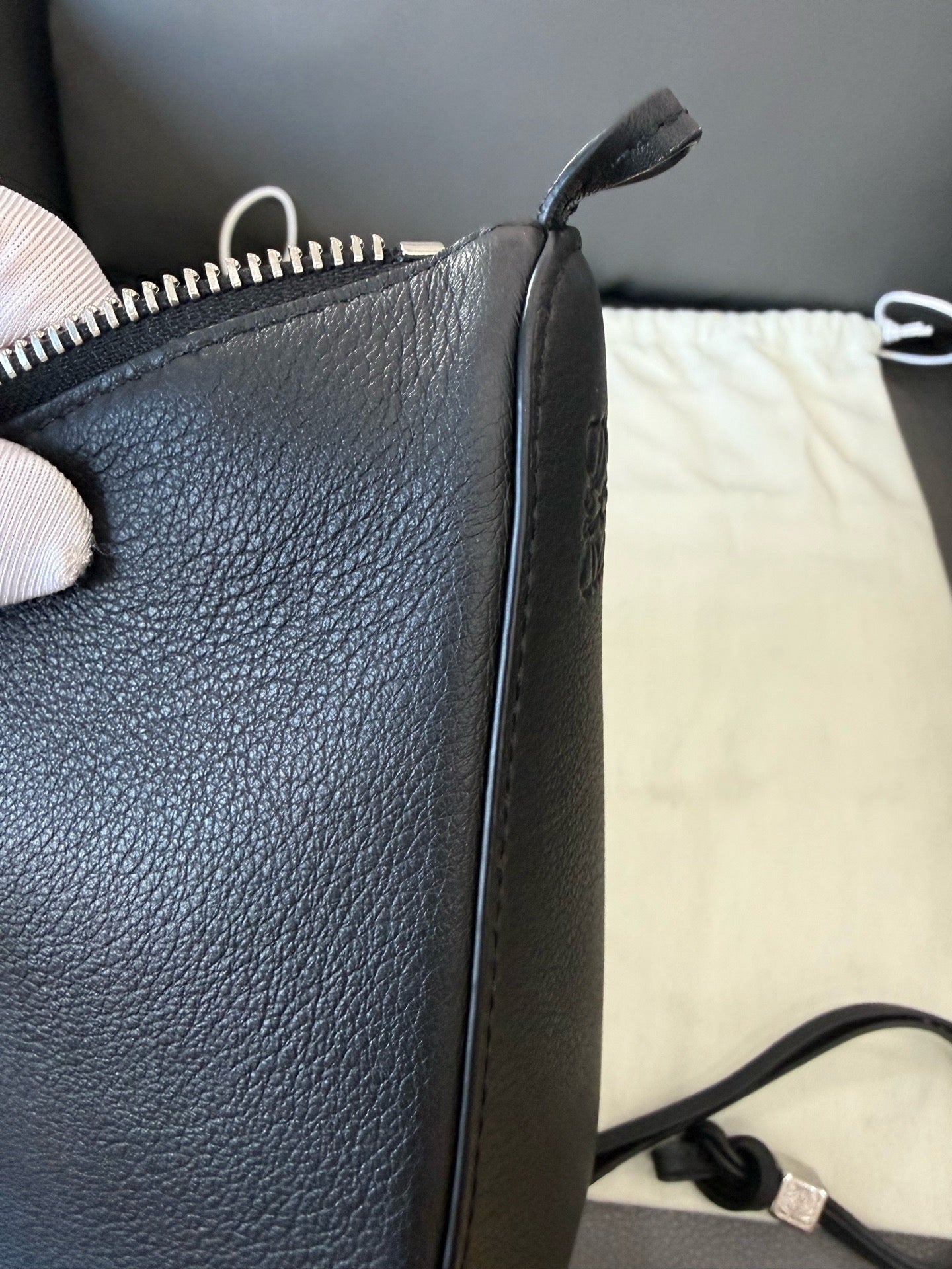 Loewe - Hammock Hobo - Grained leather - Black - (small)