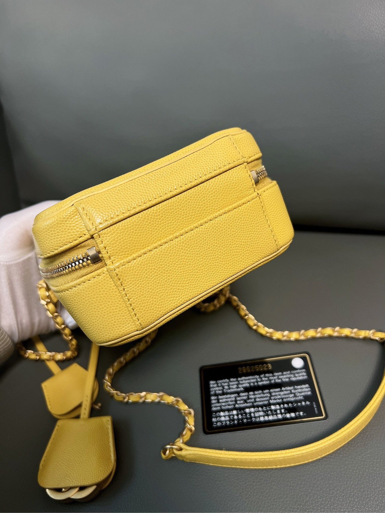 Chanel - Vertical Camera Bag - Grained calfskin leather - Yellow - (mini)