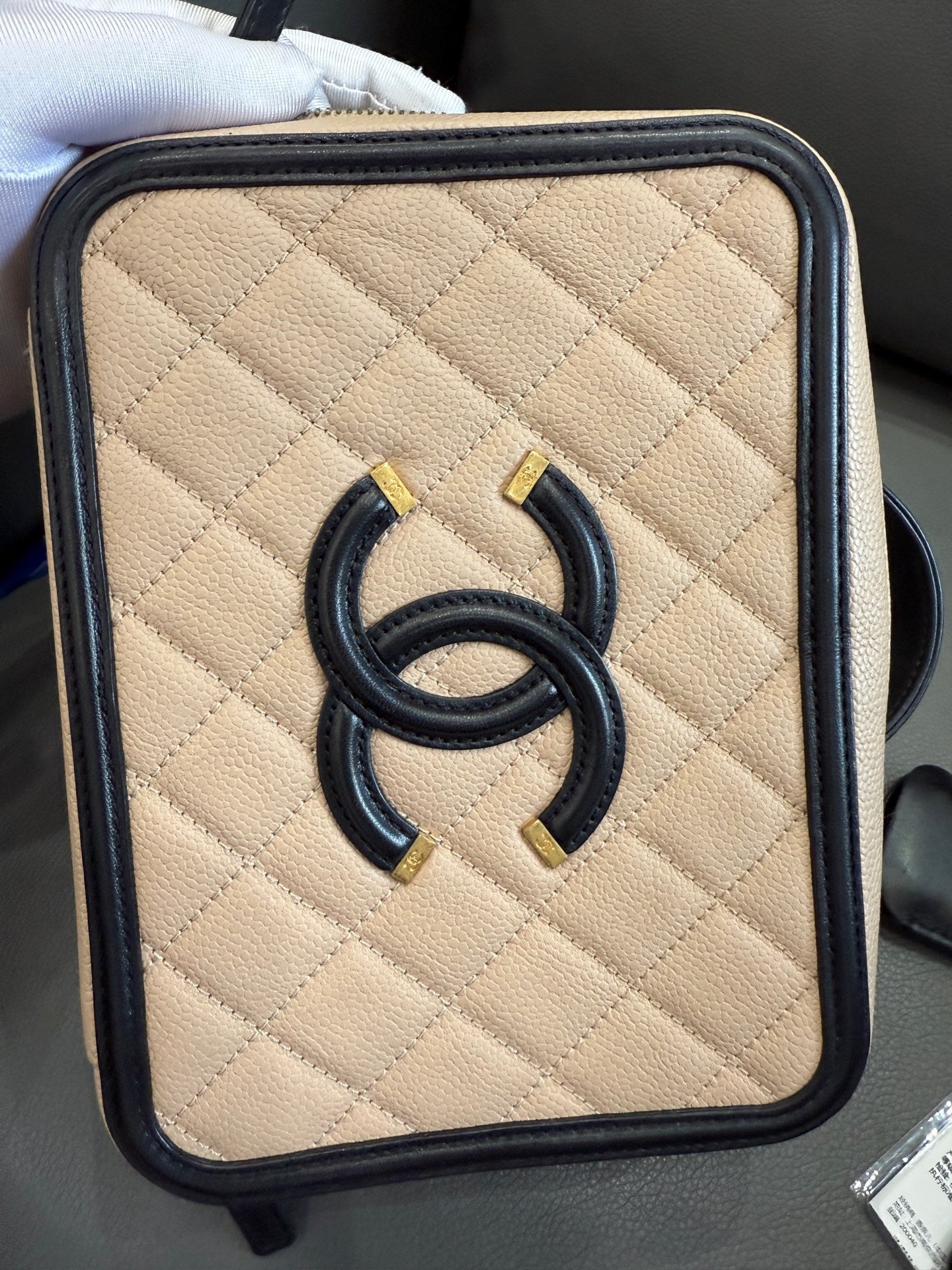 Chanel - Camera Bag - Grained calfskin leather - Beige with Black accents and Gold-tone Hardware - (medium)