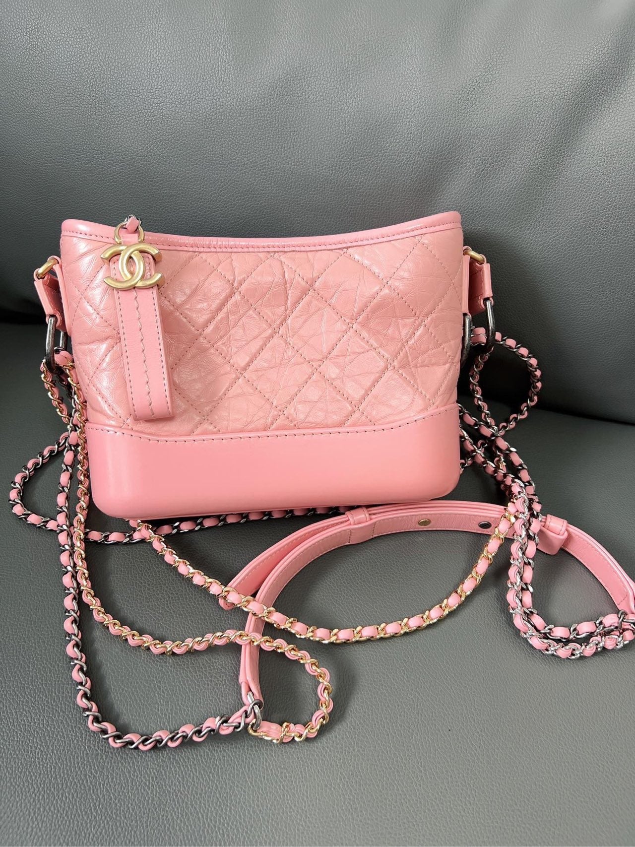 Chanel - Gabrielle Hobo Bag - Aged calfskin leather and smooth calfskin leather - Pink - (Small)