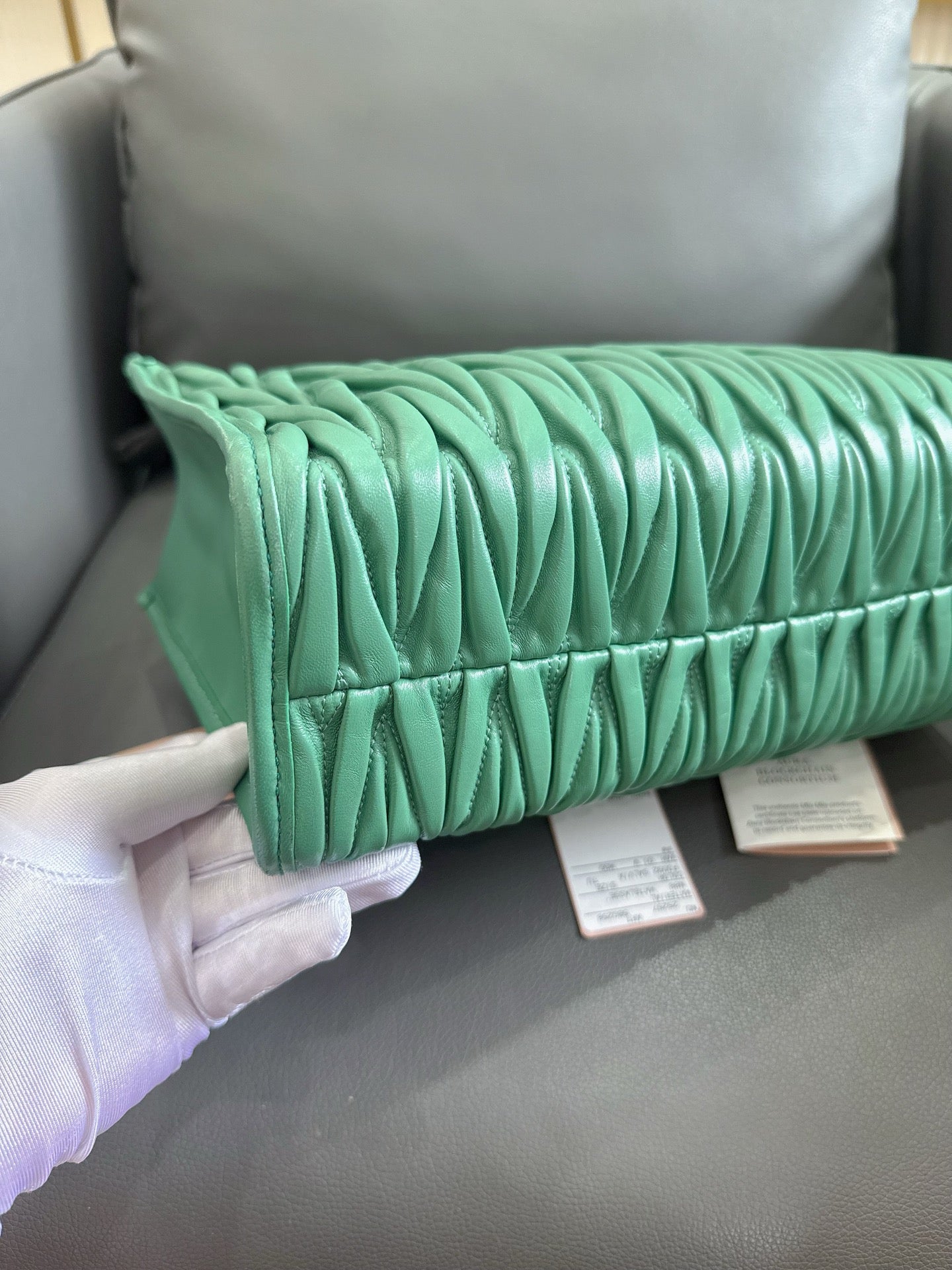 Miu Miu - Matelassé Pleated Tote - Leather - Green - (Medium)