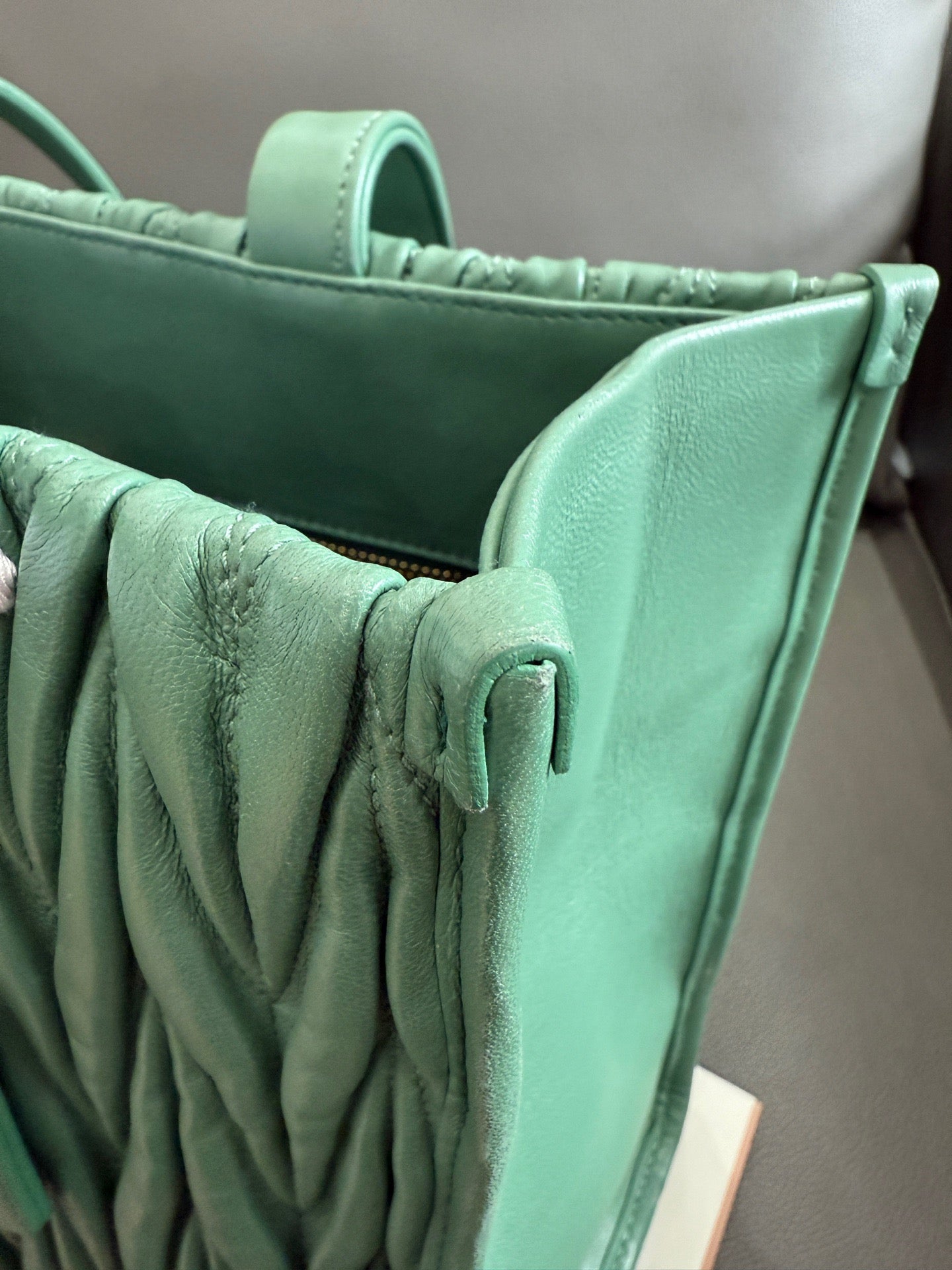 Miu Miu - Matelassé Pleated Tote - Leather - Green - (Medium)