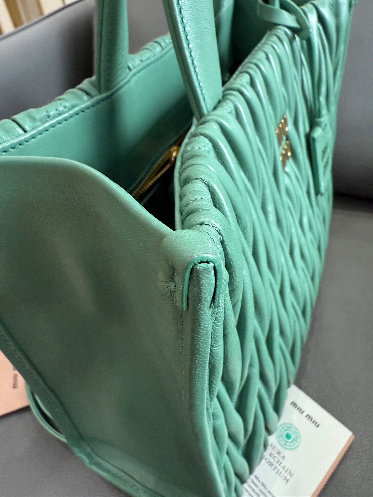 Miu Miu - Matelassé Pleated Tote - Leather - Green - (Medium)