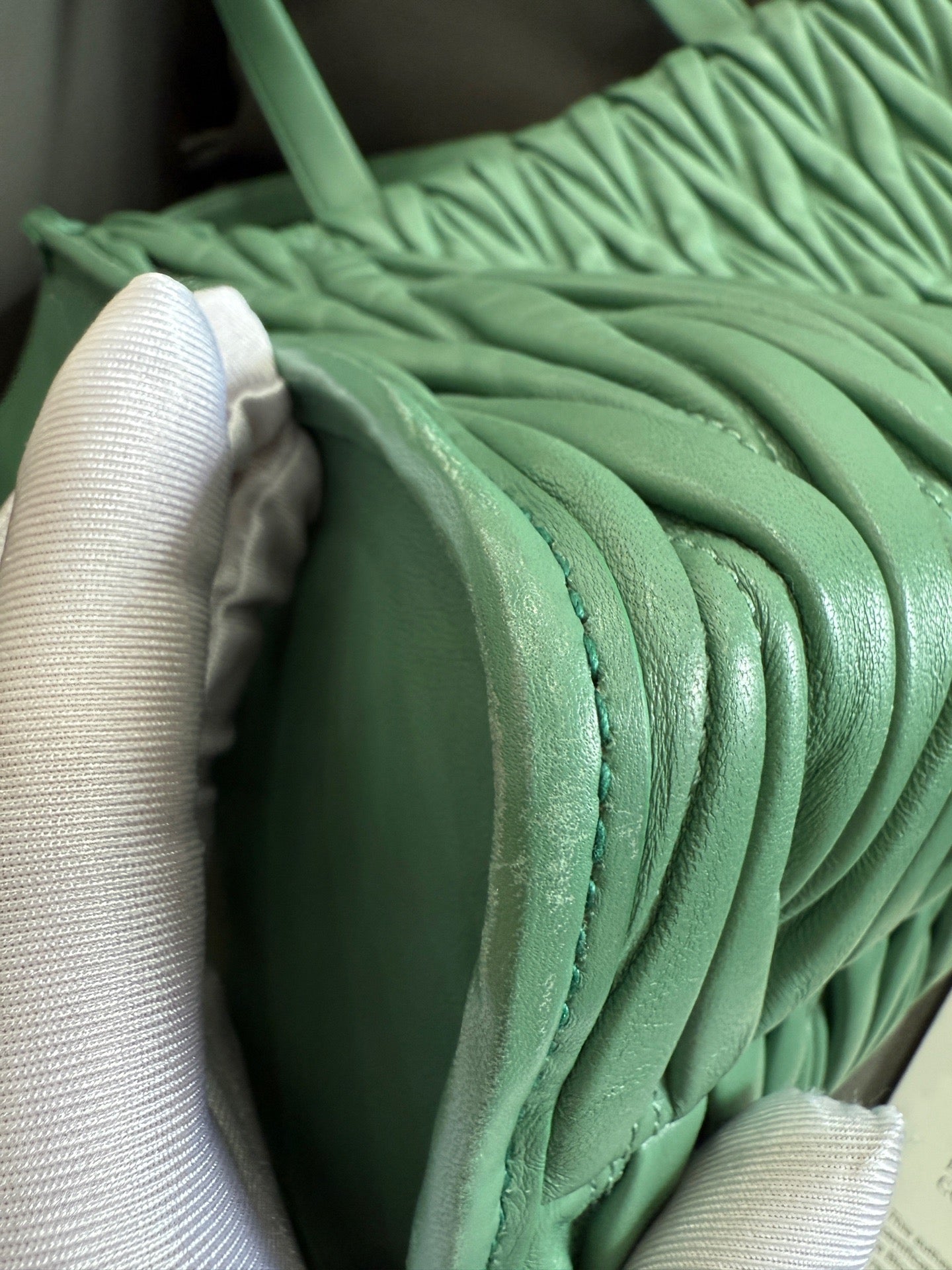 Miu Miu - Matelassé Pleated Tote - Leather - Green - (Medium)