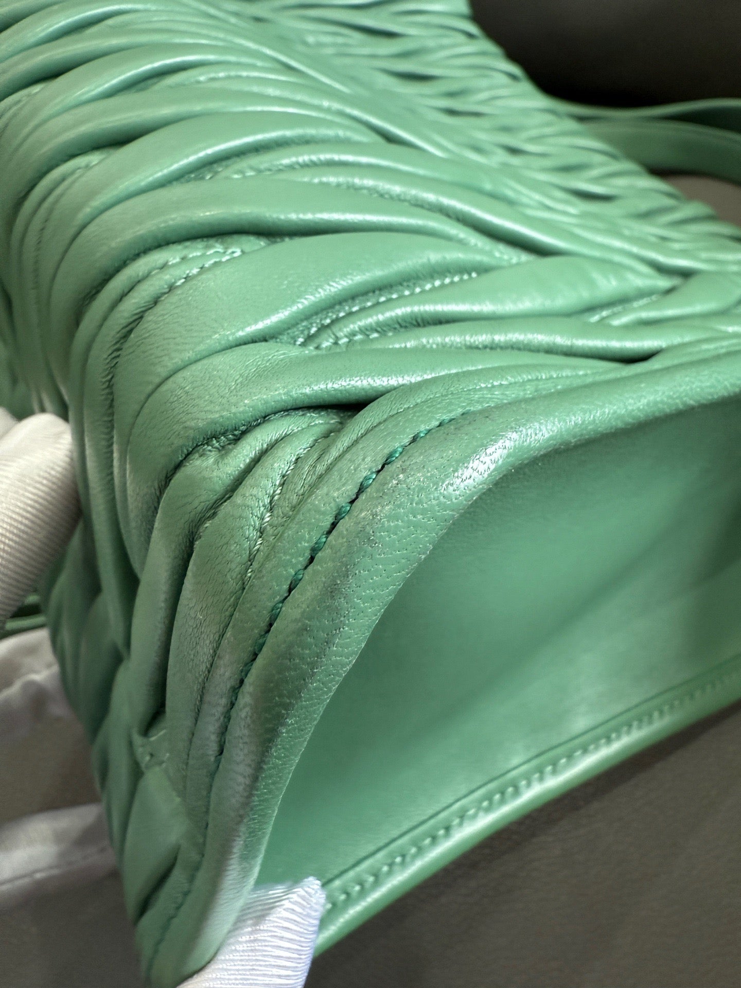 Miu Miu - Matelassé Pleated Tote - Leather - Green - (Medium)