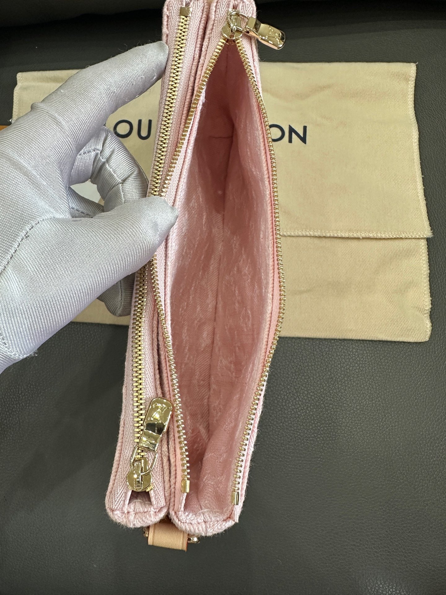 Louis Vuitton - LIV Pochette - Denim fabric with Vachetta leather trim - Pink - (small)