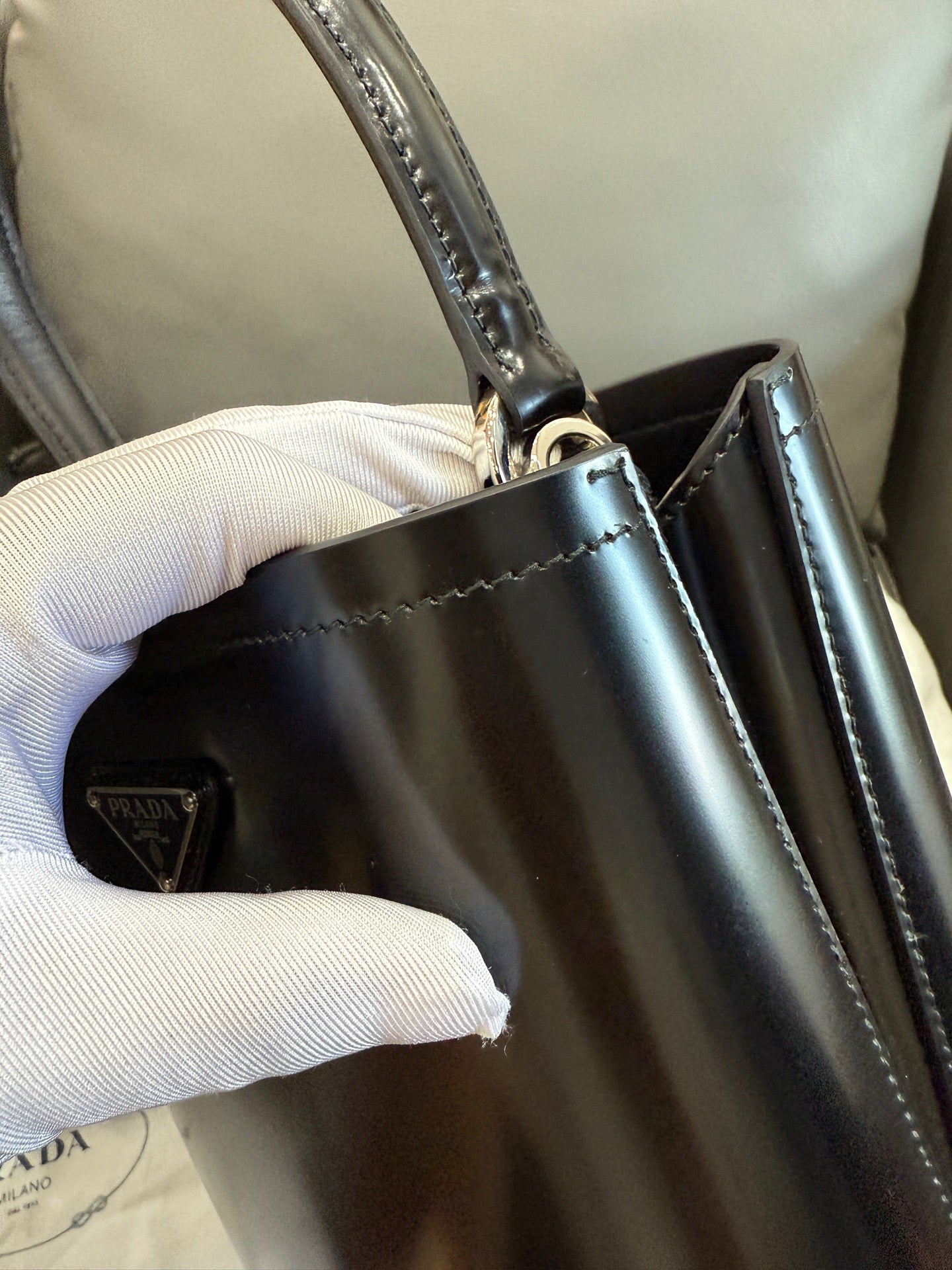 Prada - Panier Bucket Bag - Patent leather - Black - (Small)