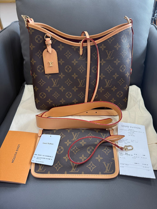 Louis Vuitton - Carryall PM - Monogram coated canvas with natural Vachetta leather trim and microfibre lining - Brown - (Small)