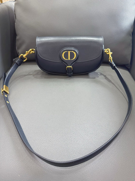 Dior - Bobby - Calfskin leather - Black with Gold-Tone Hardware - (Small)