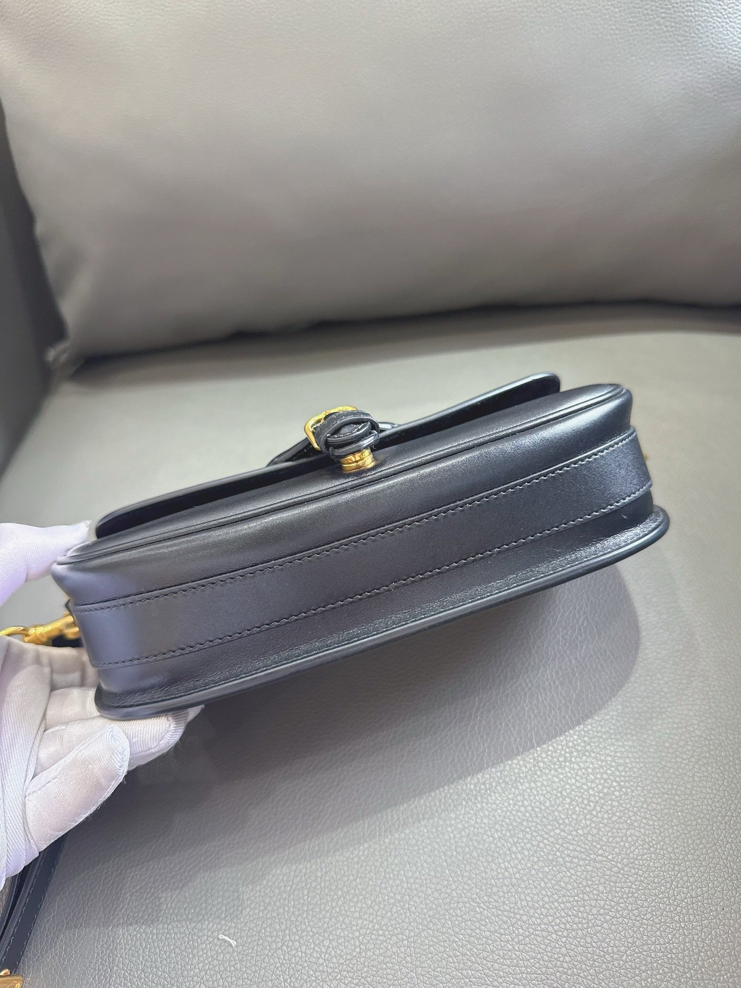Dior - Bobby - Calfskin leather - Black with Gold-Tone Hardware - (Small)