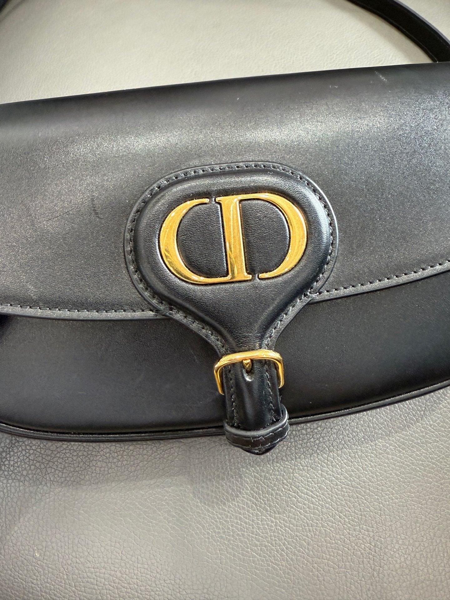 Dior - Bobby - Calfskin leather - Black with Gold-Tone Hardware - (Small)