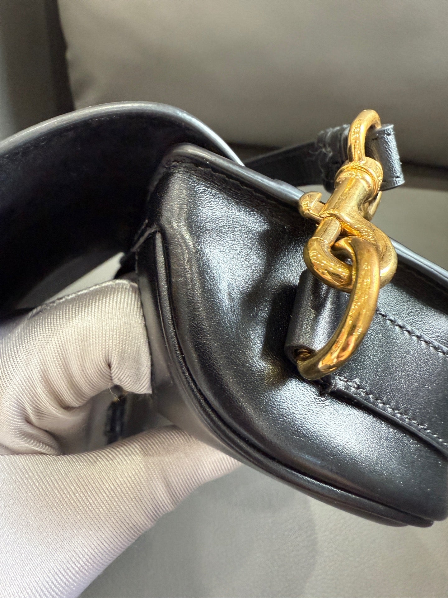 Dior - Bobby - Calfskin leather - Black with Gold-Tone Hardware - (Small)