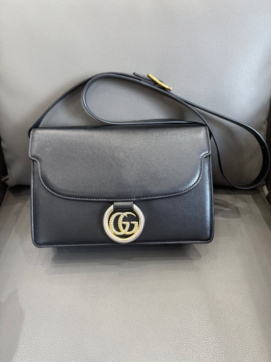 Gucci - Double G Flap Messenger Bag - Leather - Black - (Small)