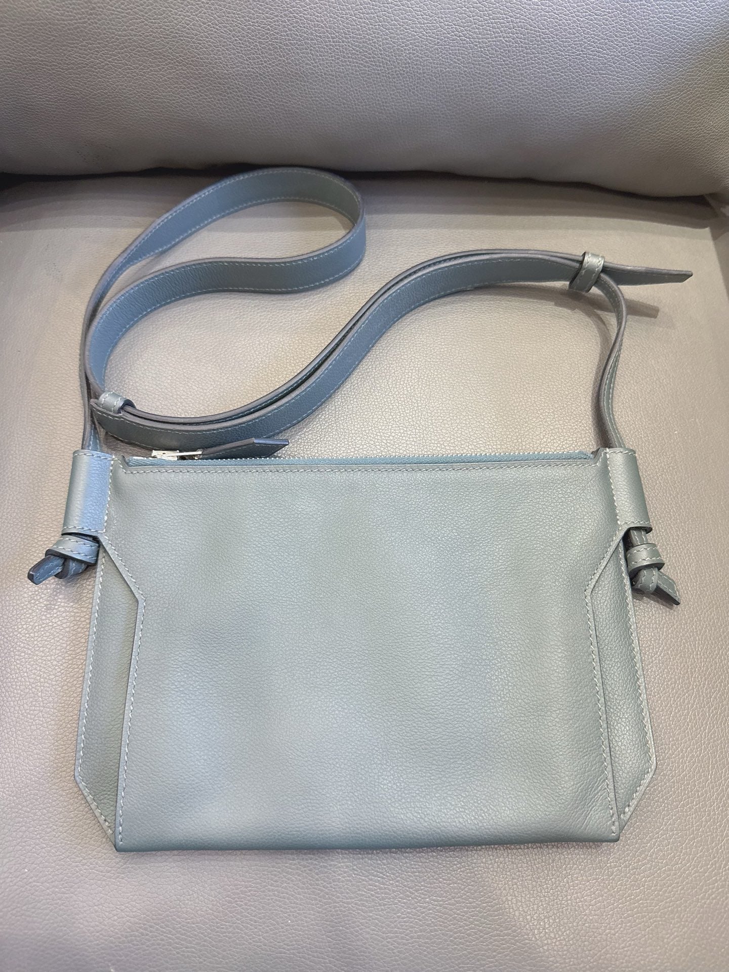 Hermès - Ultrapla - Grained leather - Hurricane Blue with Silver-Tone Hardware - (Small)