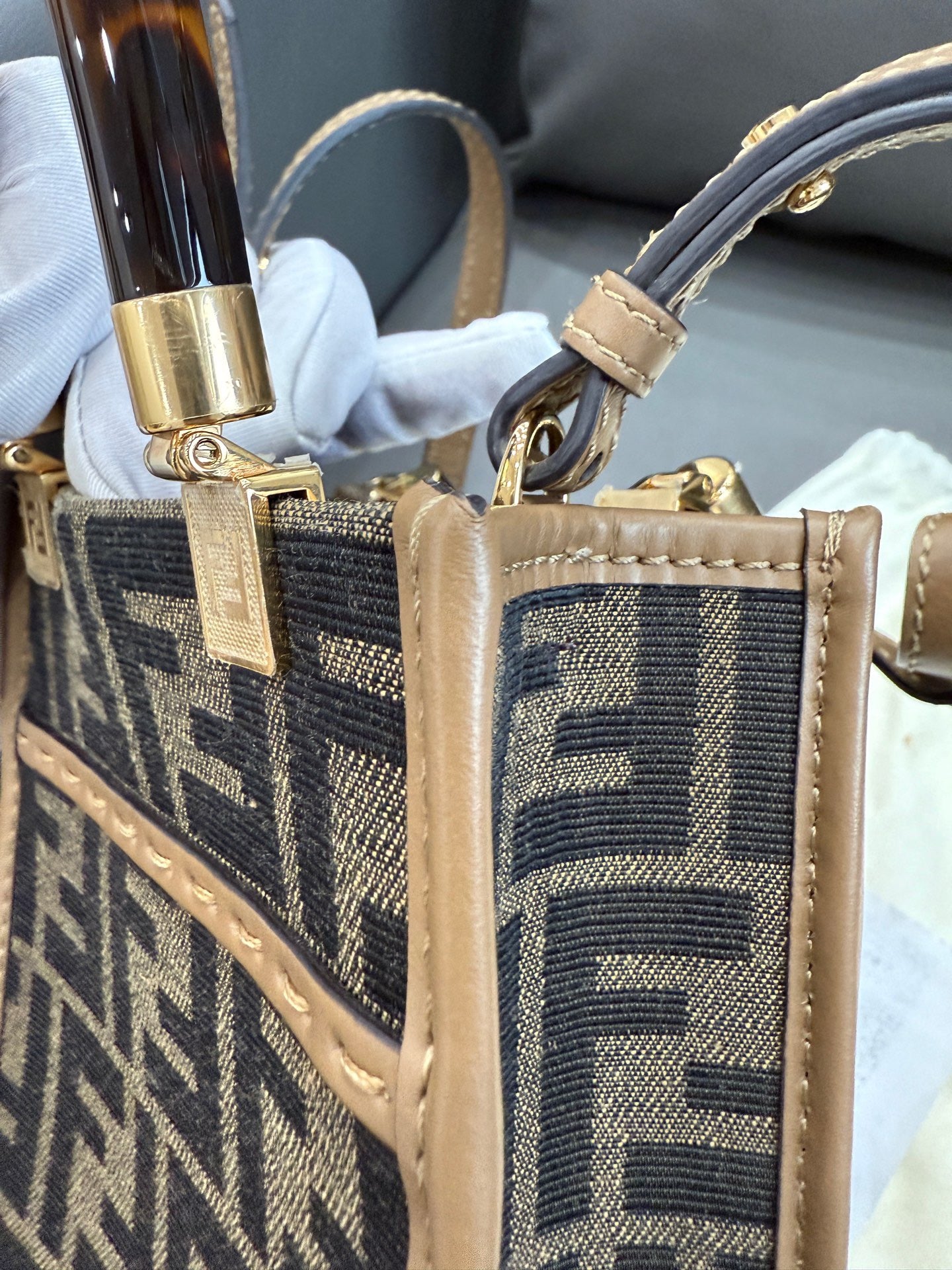 Fendi - Mini Vertical Tote Bag - Canvas and Leather - Brown - (Mini)