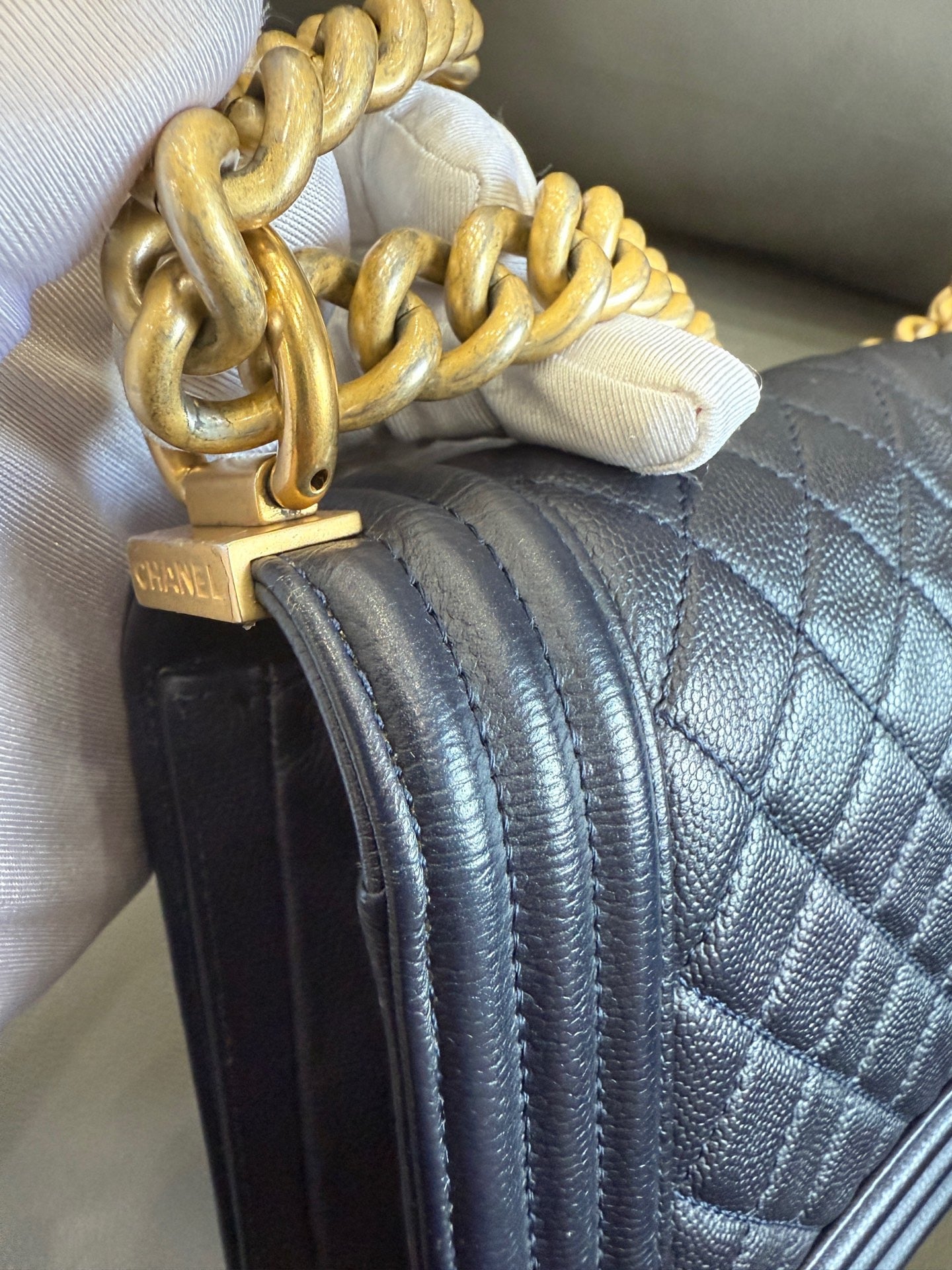 Chanel - Boy Bag - Caviar leather - Navy blue - (Medium)