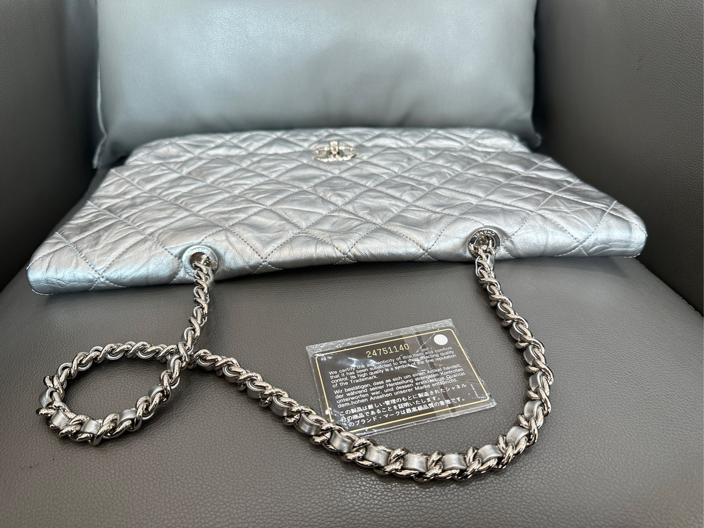 Chanel - Large Quilted Flap Bag - Metallic Crinkled Calfskin Leather - Silver - (Large)