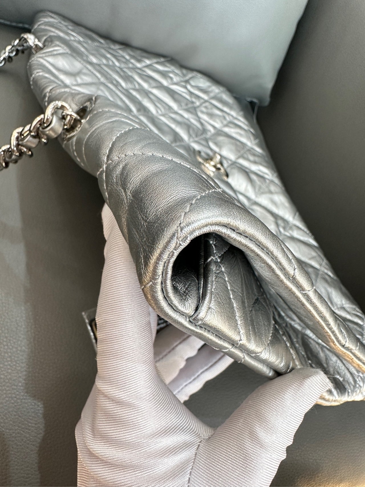 Chanel - Large Quilted Flap Bag - Metallic Crinkled Calfskin Leather - Silver - (Large)