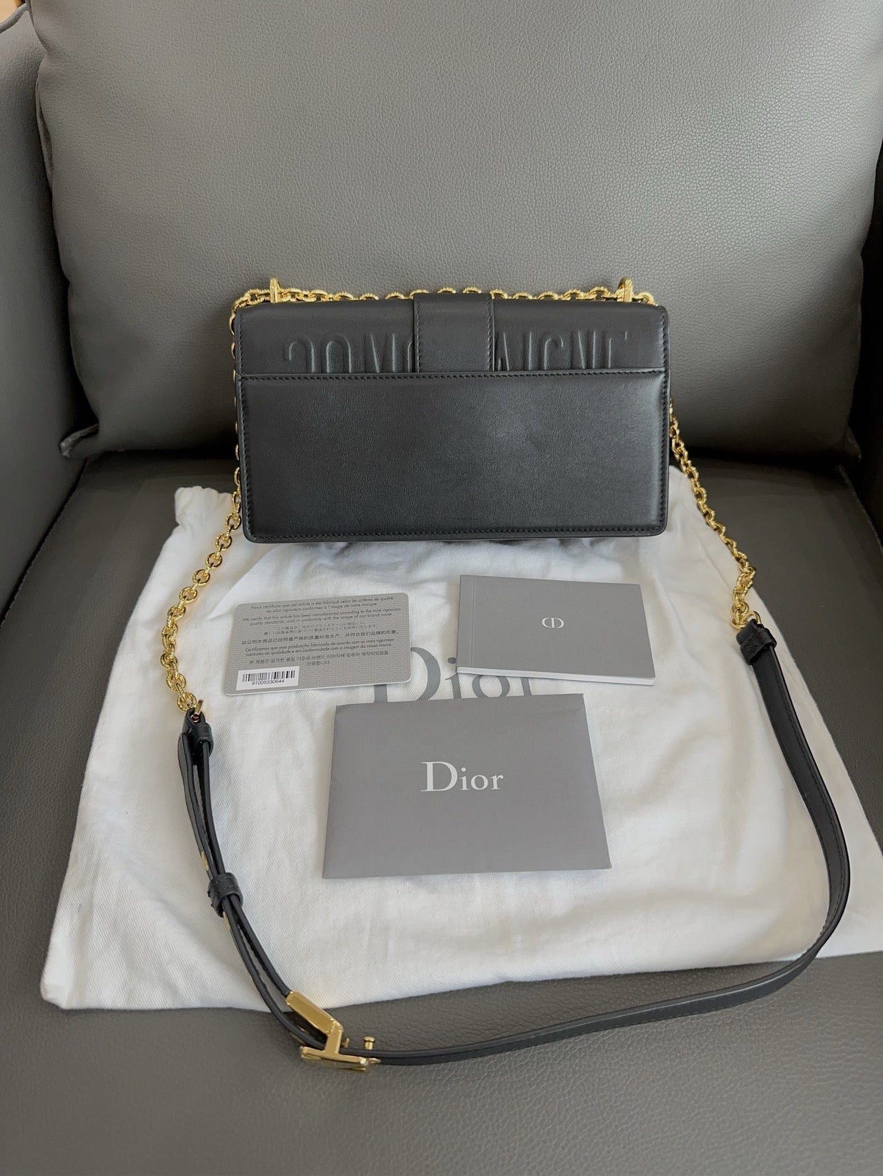 Dior - 30 Montaigne Flap Bag (Compact) - Leather - Black - (mini)