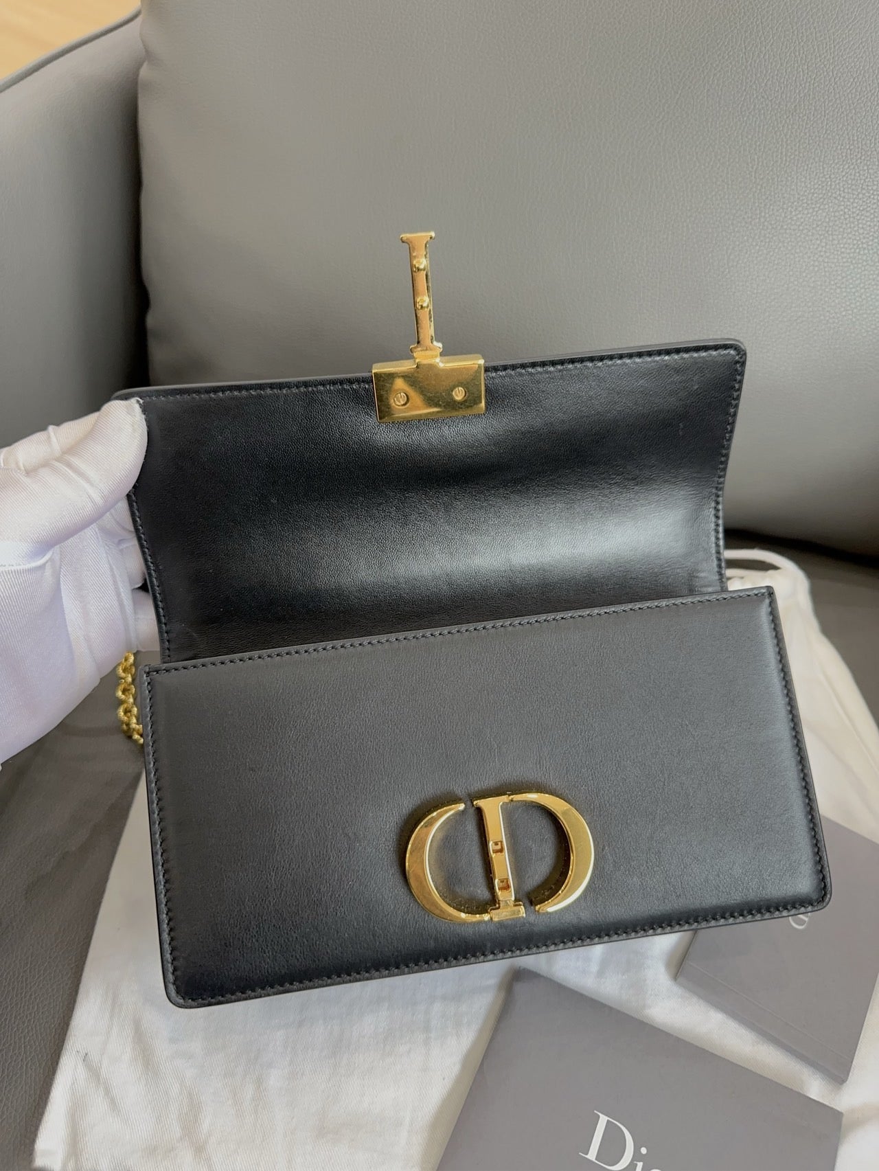 Dior - 30 Montaigne Flap Bag (Compact) - Leather - Black - (mini)
