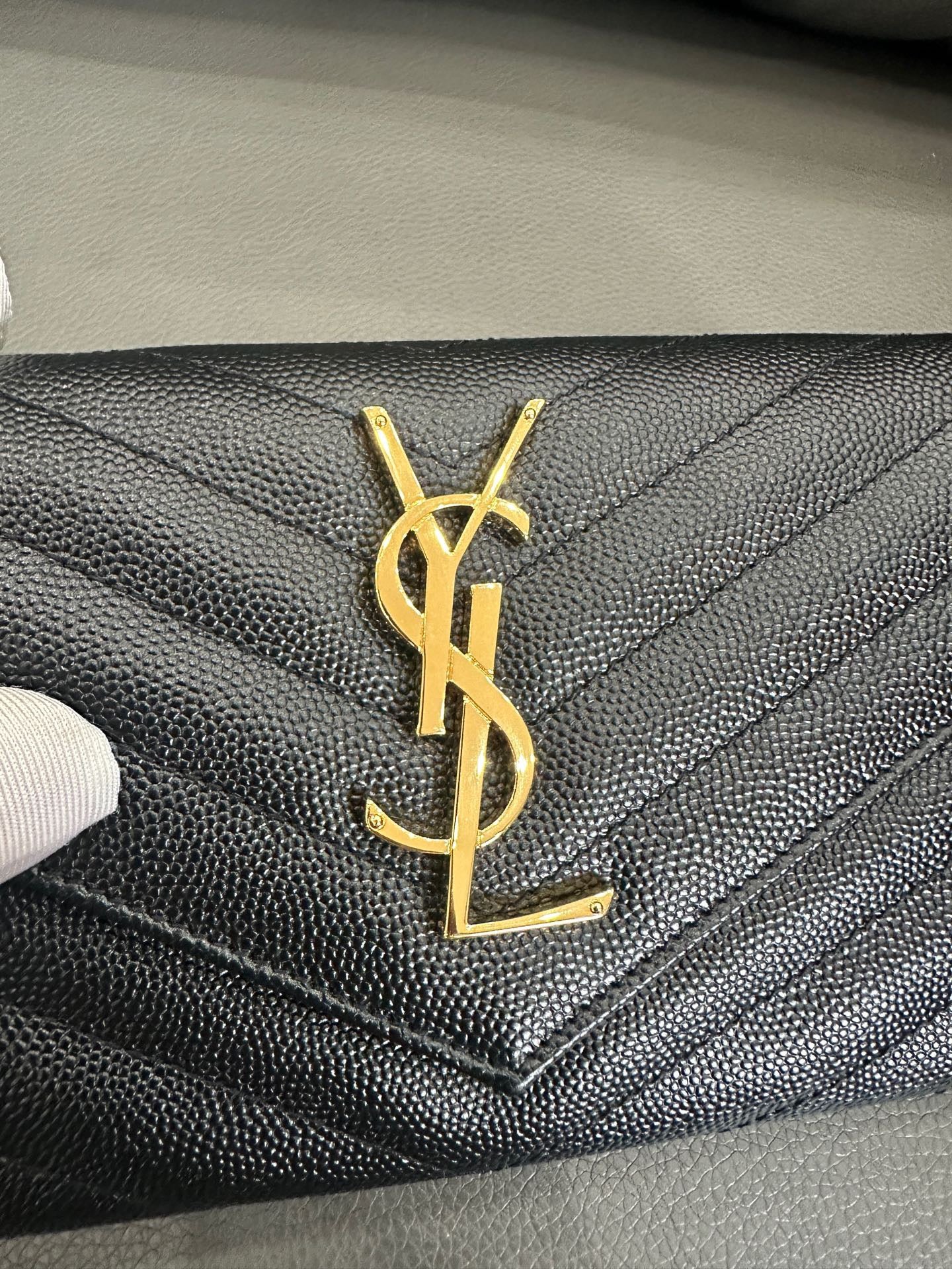 Saint Laurent - Monogram Flap Wallet - Grain de Poudre Embossed Leather - Black - (medium)