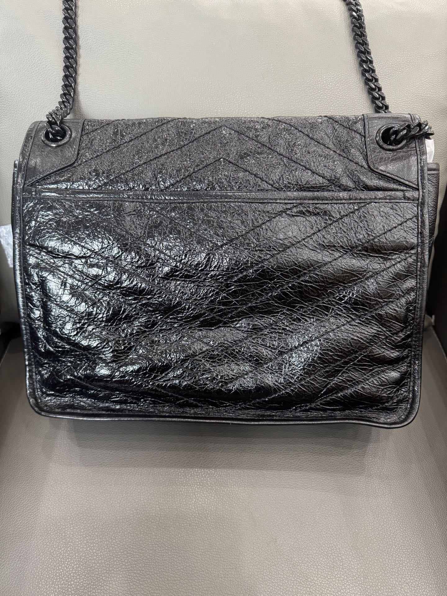 Saint Laurent - Niki Soblack - Crinkled vintage leather - Black - (Large)