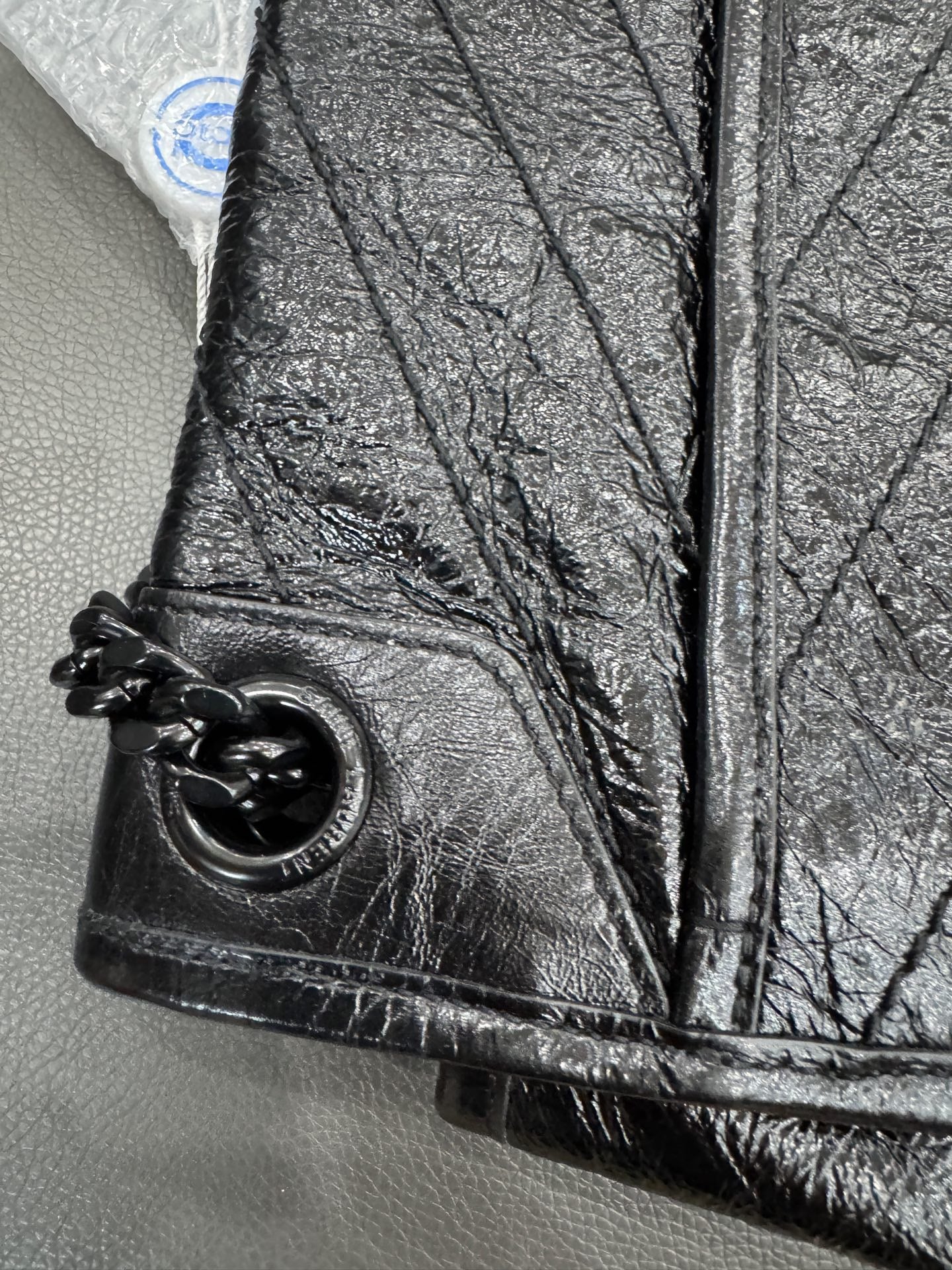 Saint Laurent - Niki Soblack - Crinkled vintage leather - Black - (Large)