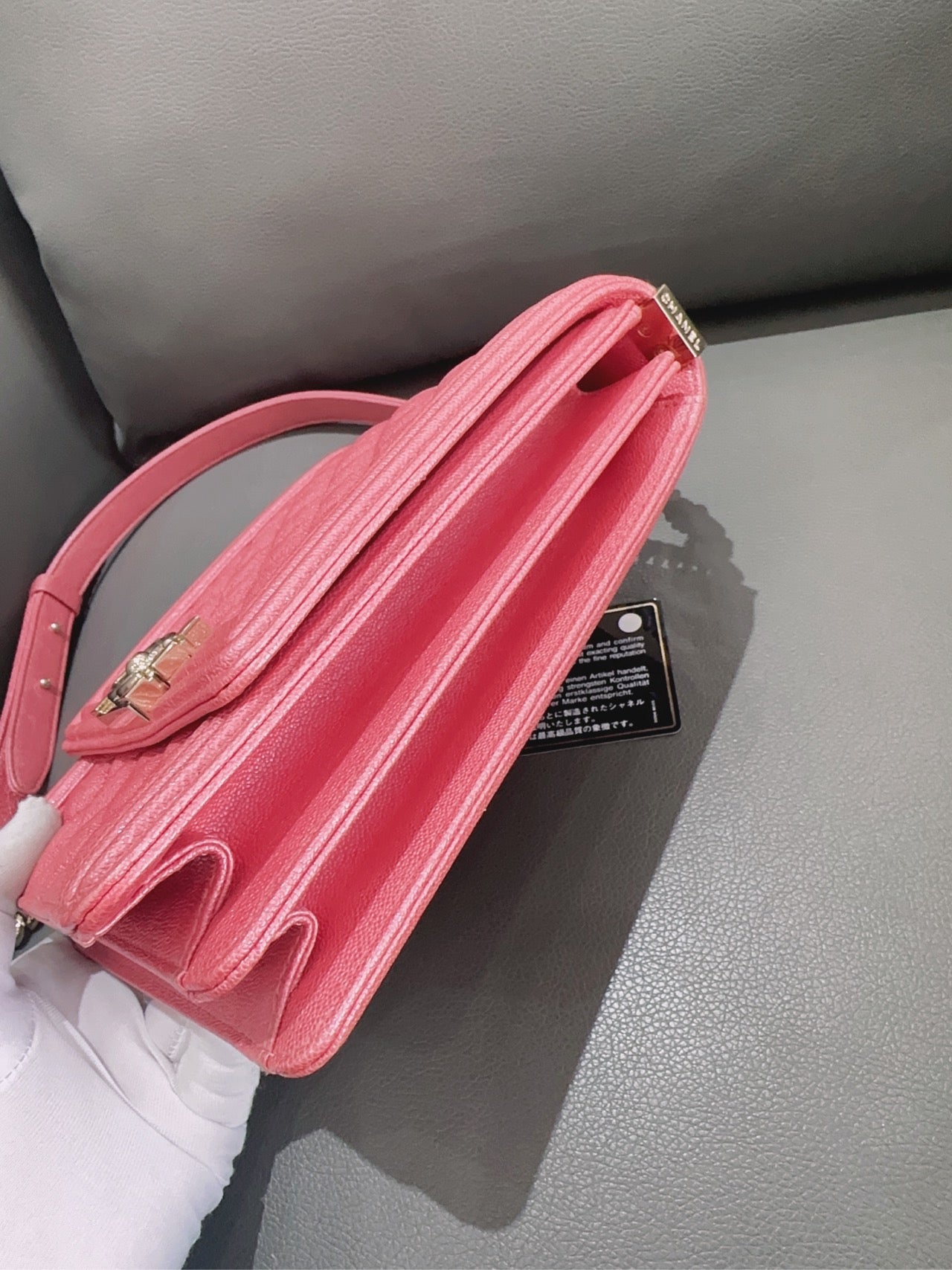 Chanel - Boy Chanel Vertical Flap Bag - Grained calfskin leather - Pink - (Mini)