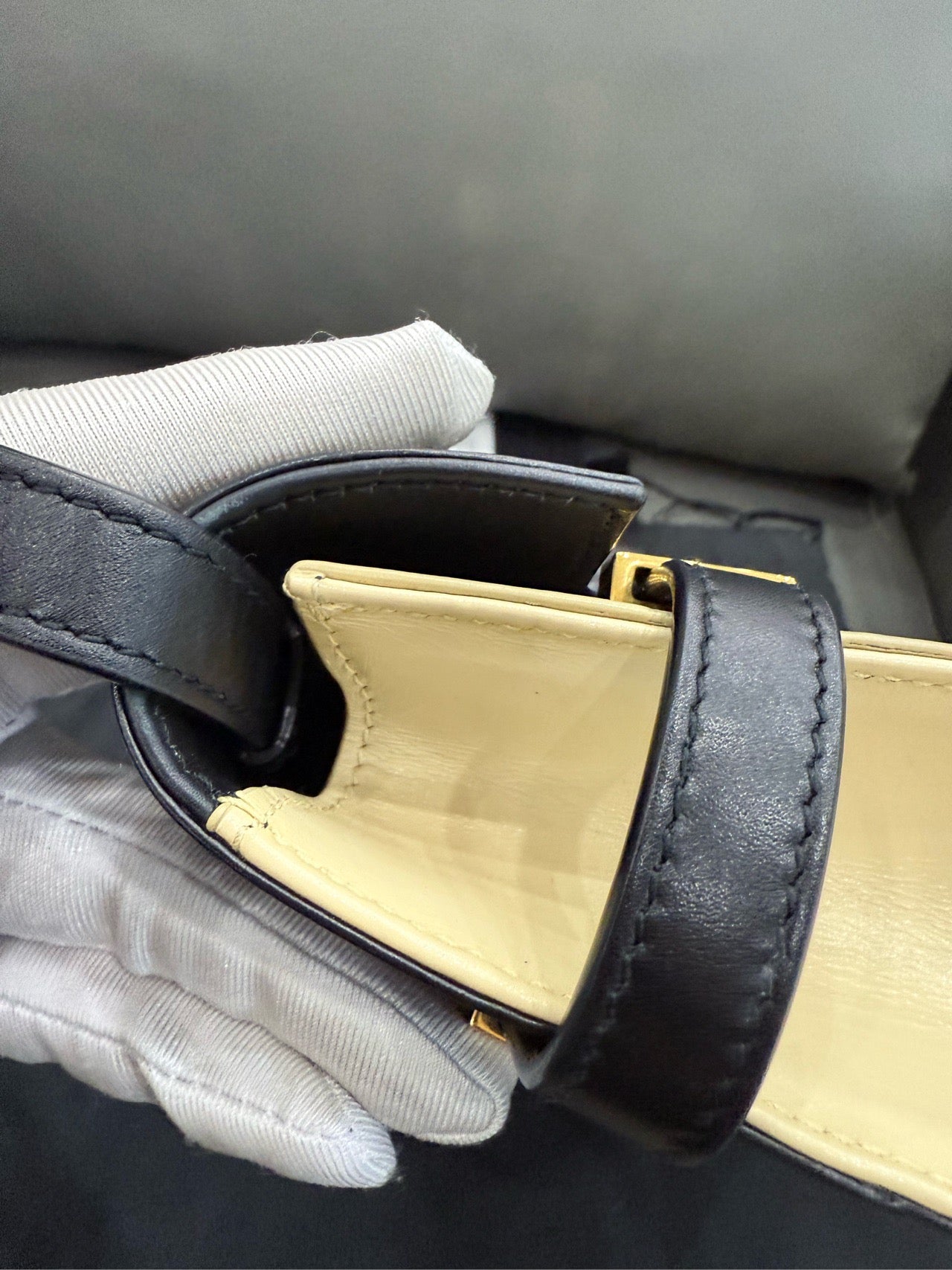 Saint Laurent - Manhattan Small - Leather - Multicolour - (Small)