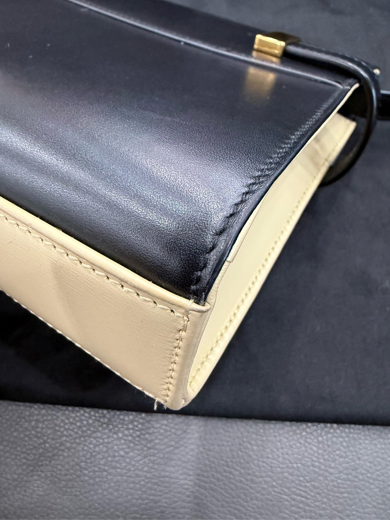 Saint Laurent - Manhattan Small - Leather - Multicolour - (Small)