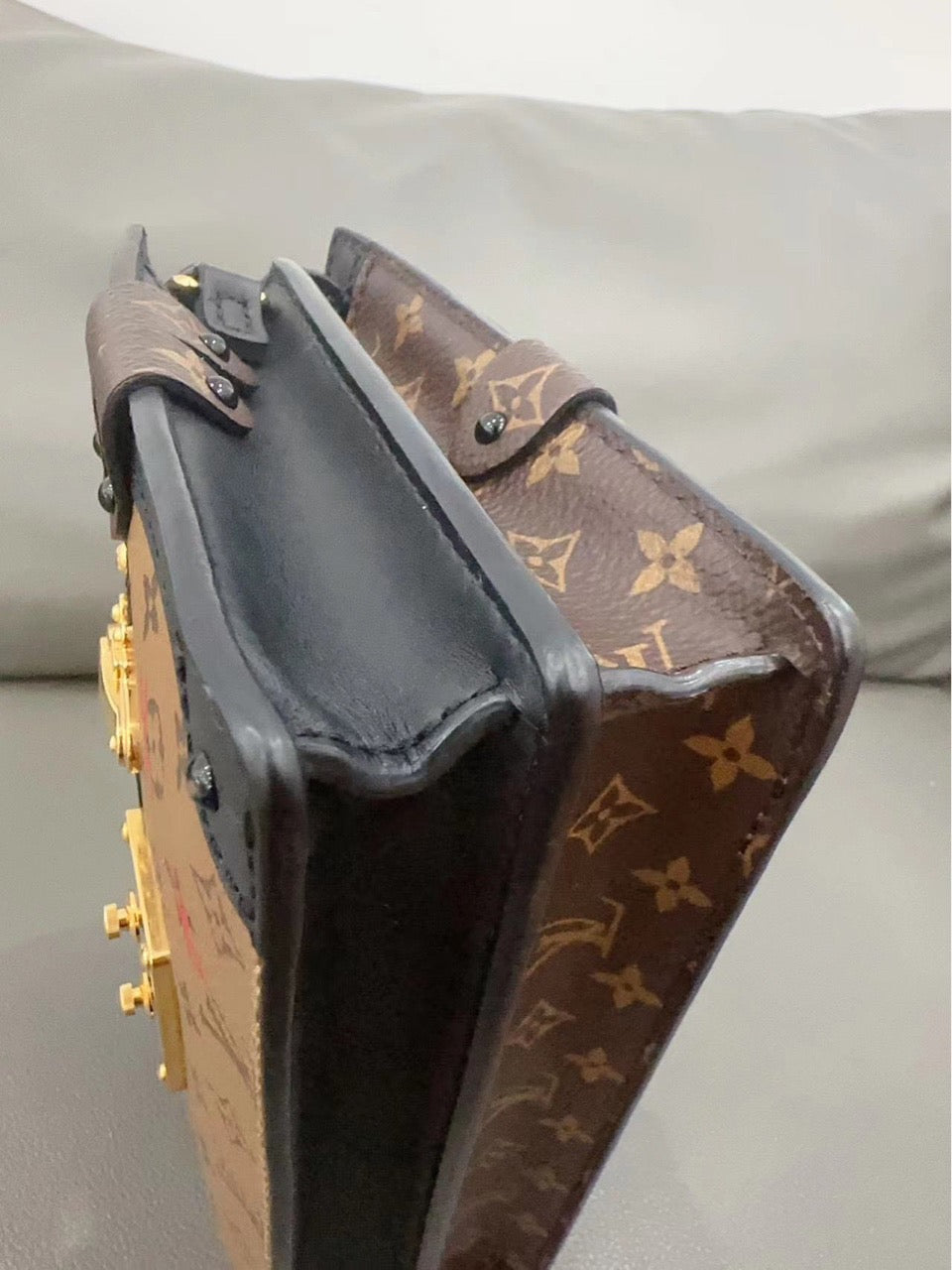 Louis Vuitton - Trunk Clutch - Monogram coated canvas with leather trim - Brown - (mini)