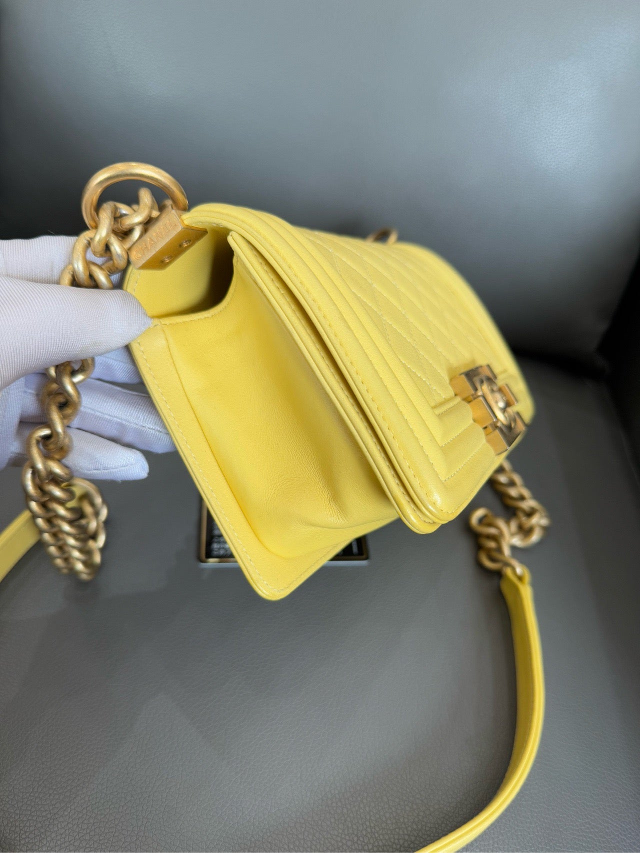 Chanel - Boy Chanel Small Flap Bag (20cm) - Calfskin leather - Yellow - (Small)