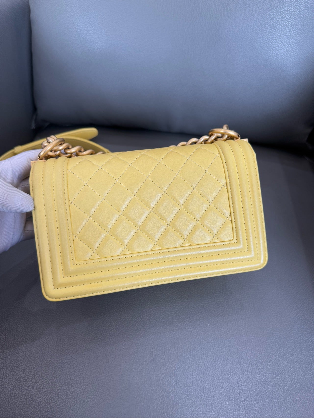 Chanel - Boy Chanel Small Flap Bag (20cm) - Calfskin leather - Yellow - (Small)