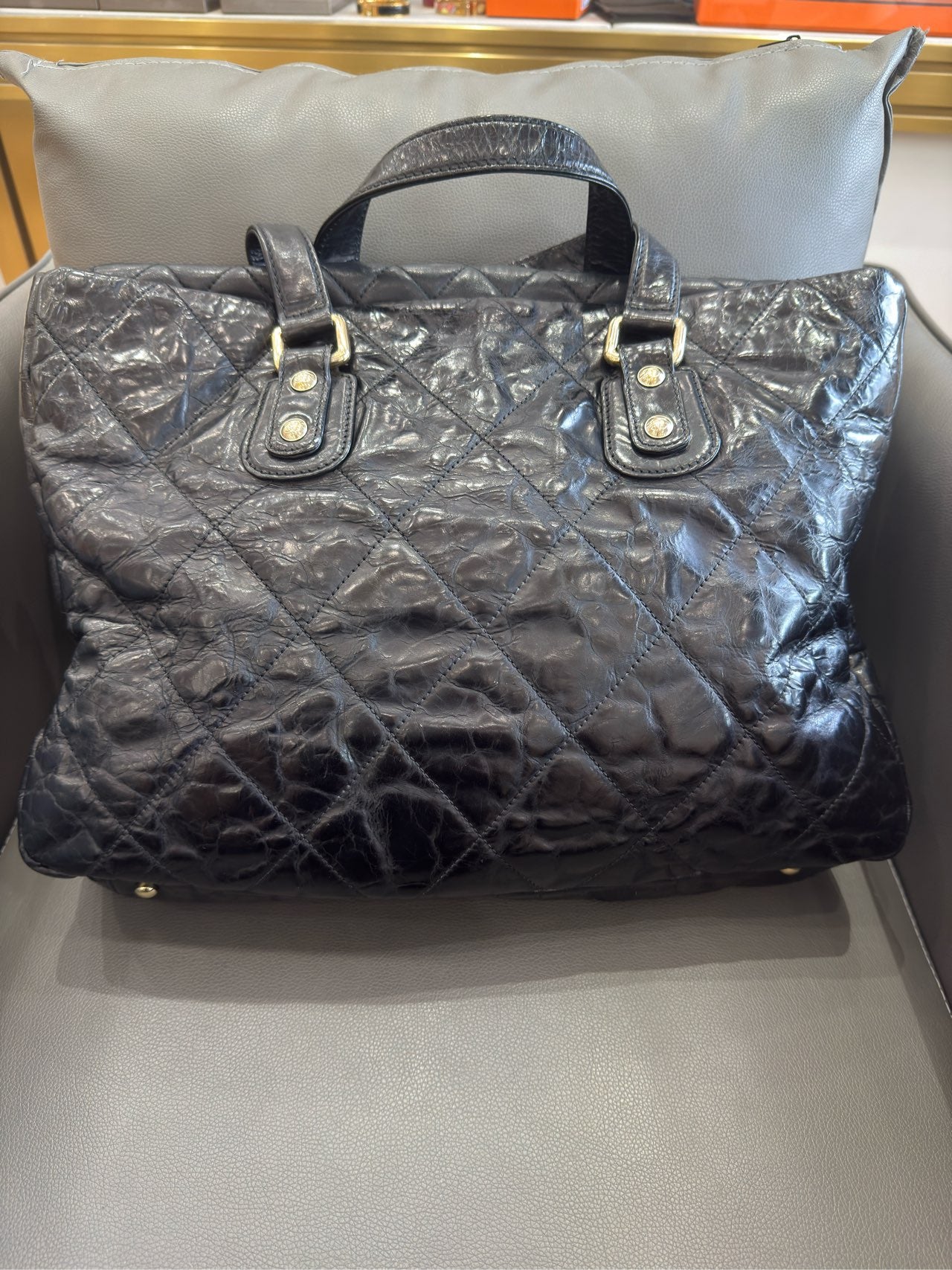 Chanel - Chain Around Tote - Aged calfskin leather (oiled wax leather) - Black - (Large)