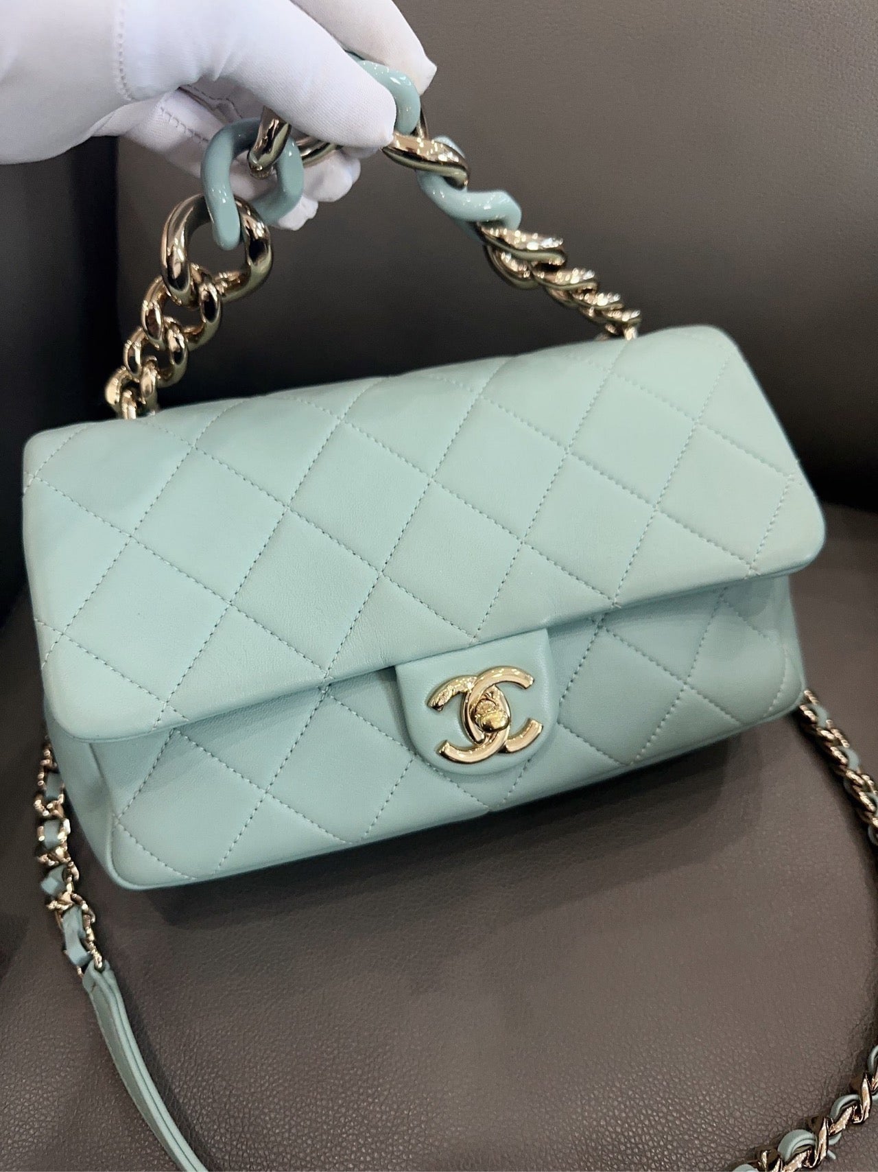 Chanel - Resort Collection Enamel Chain Flap Bag - Lambskin leather - Light Blue - (Small)