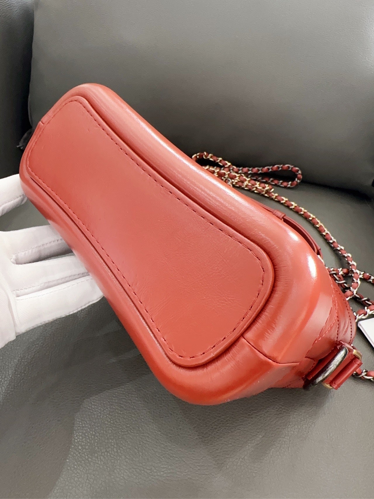 Chanel - Gabrielle Hobo Bag Small - Aged calfskin and smooth calfskin leather - Deep Rust / Burnt Orange - (Small)