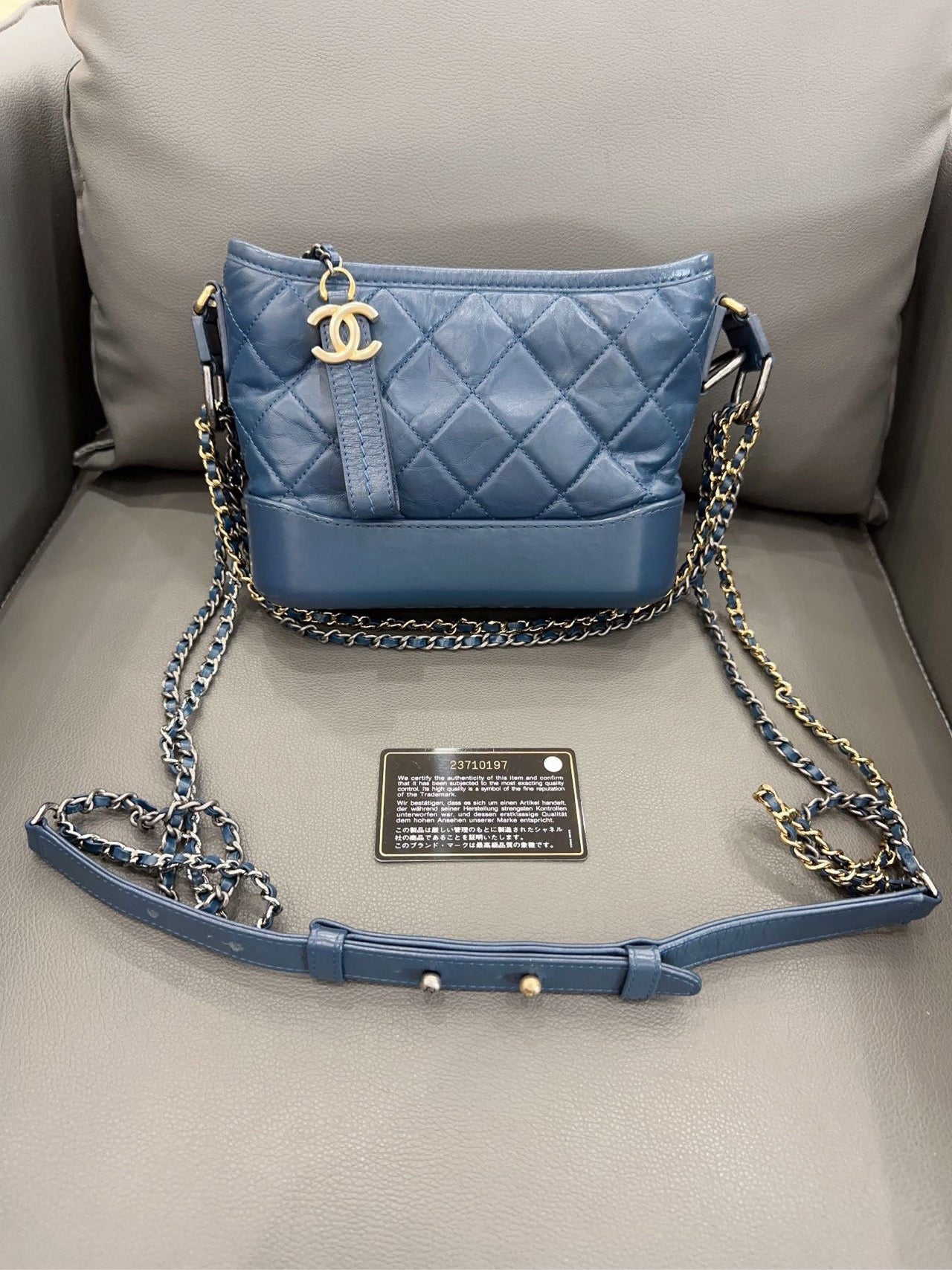 Chanel - Gabrielle Hobo Bag Small - Aged calfskin leather and smooth calfskin leather - Blue - (Small)