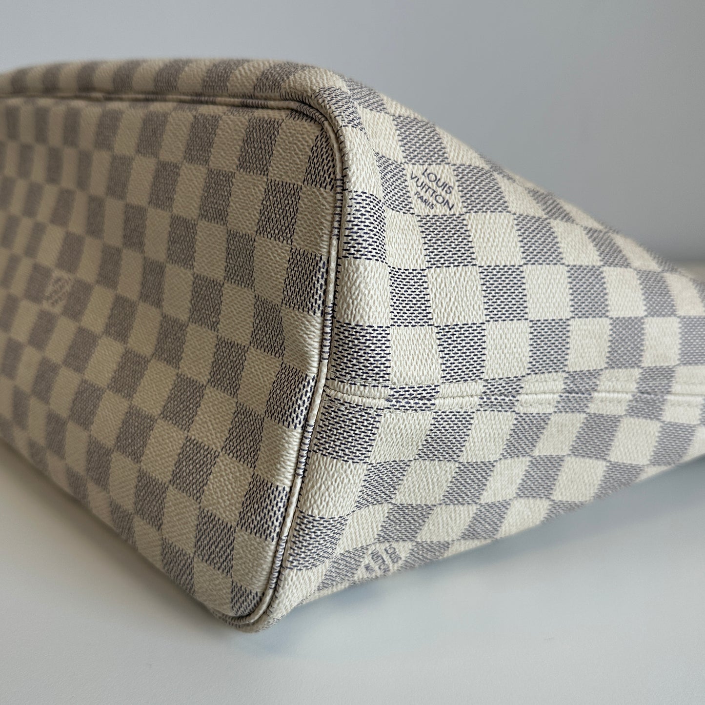 Louis Vuitton - Neverfull GM - Damier Azur coated canvas with natural cowhide leather trim - White - (Large)