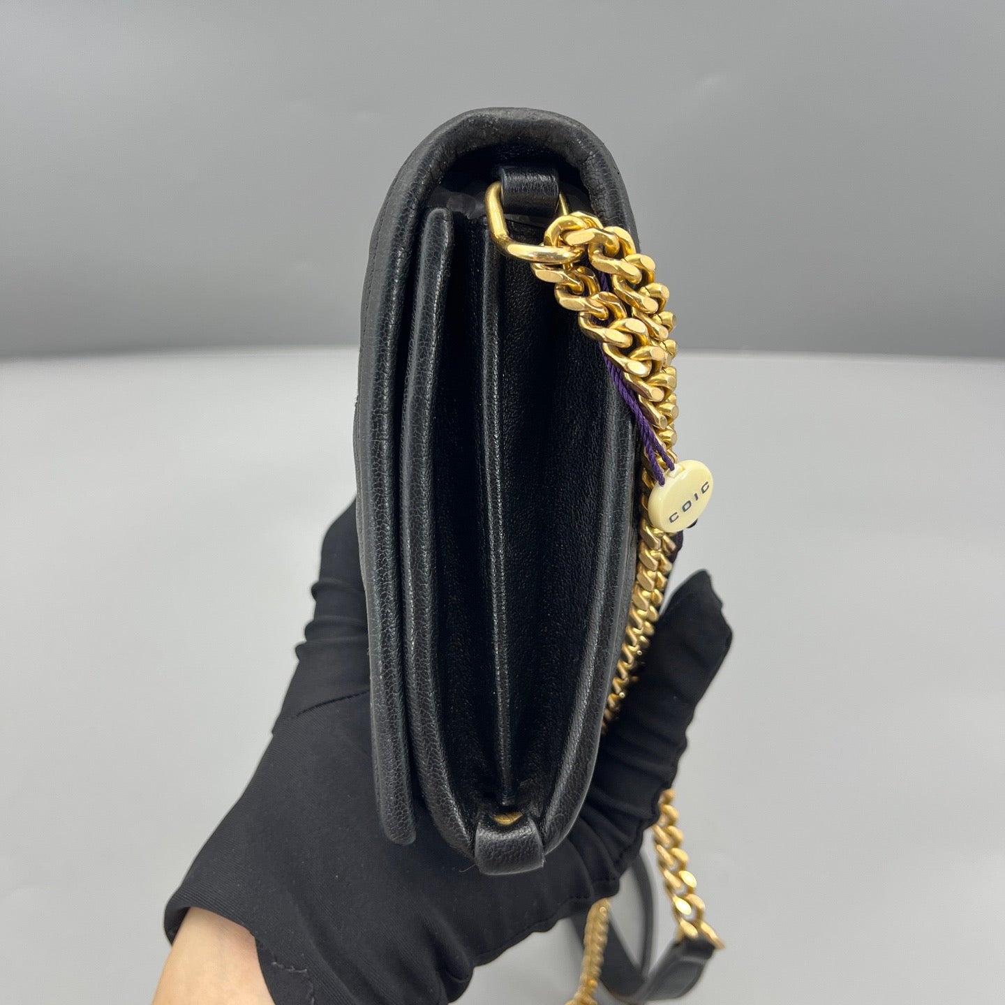 Saint Laurent - Becky Quilted Chain Bag - Leather - Black with Gold-Tone Hardware - (mini)