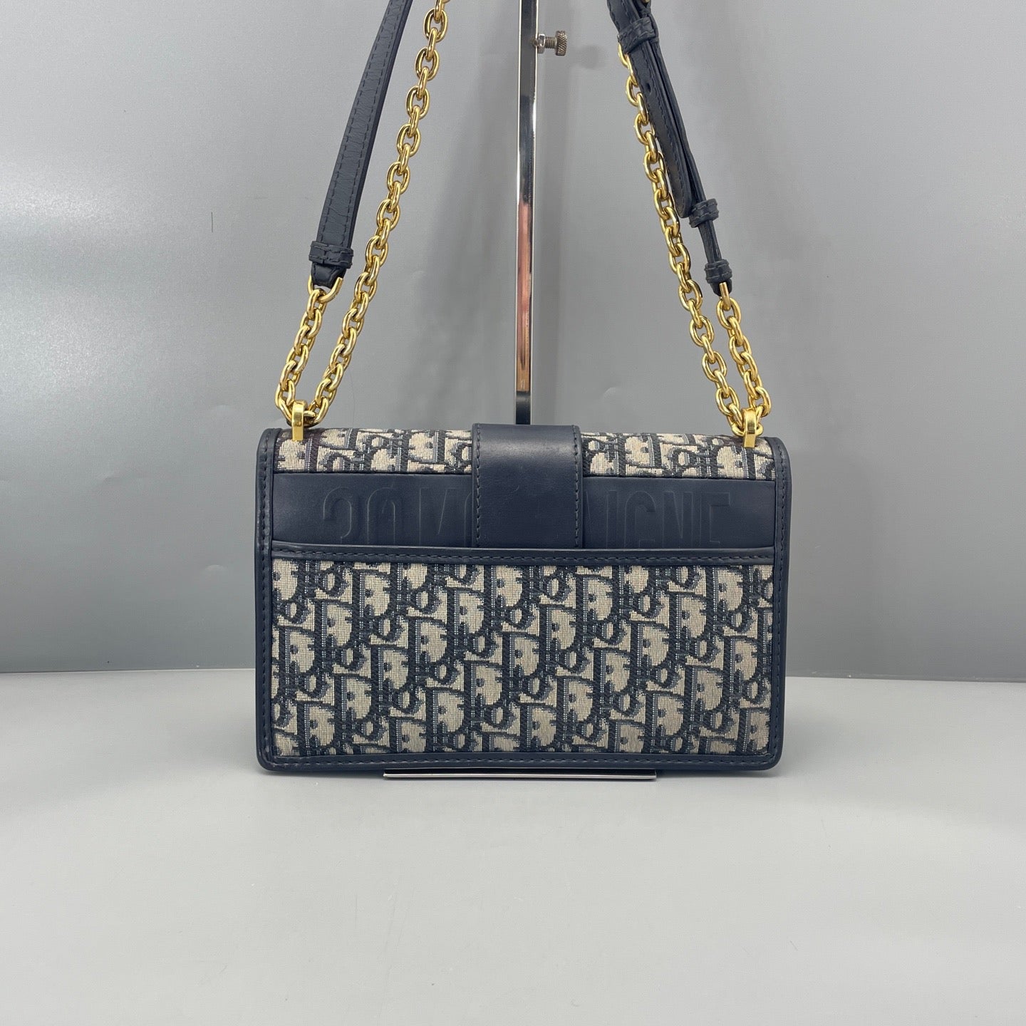 Dior - 30 Montaigne Flap Bag - Dior Oblique jacquard canvas with leather trim - Blue - (medium)