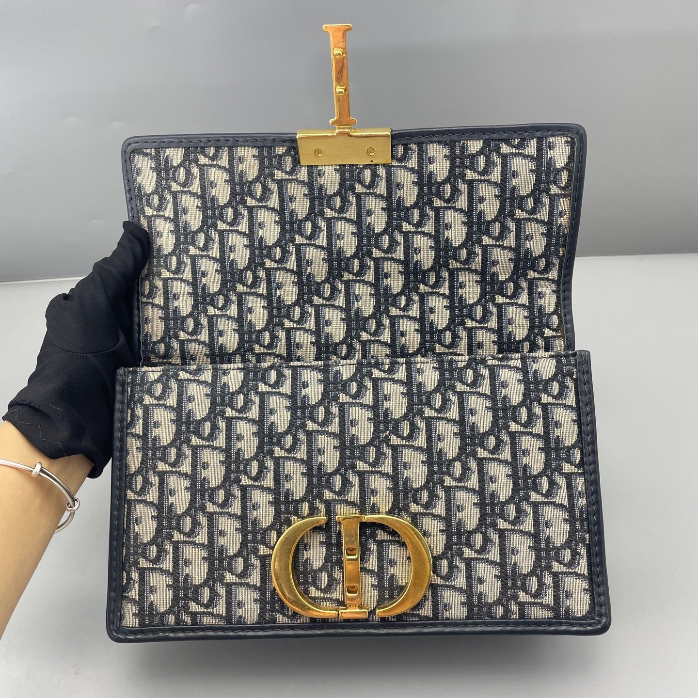 Dior - 30 Montaigne Flap Bag - Dior Oblique jacquard canvas with leather trim - Blue - (medium)