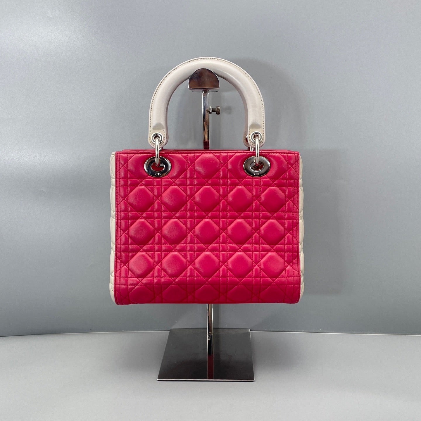 Dior - Lady Dior - Cannage-quilted lambskin leather - Rose Pink with Light Pink accents - (medium)