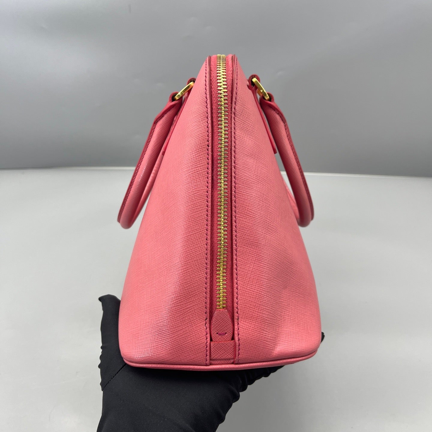 Prada - Galleria Saffiano Lux - Saffiano leather - Rose Pink - (Medium)