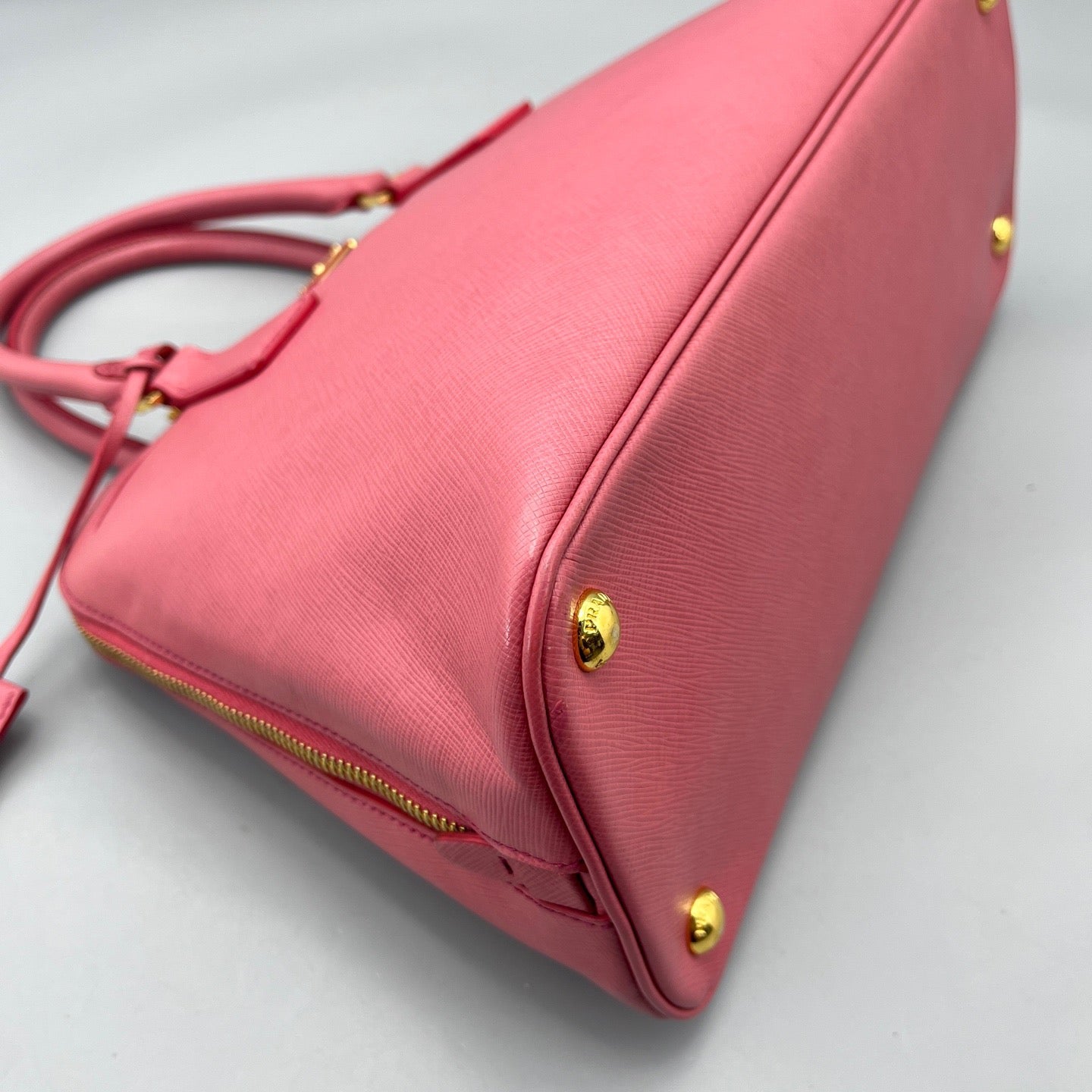 Prada - Galleria Saffiano Lux - Saffiano leather - Rose Pink - (Medium)