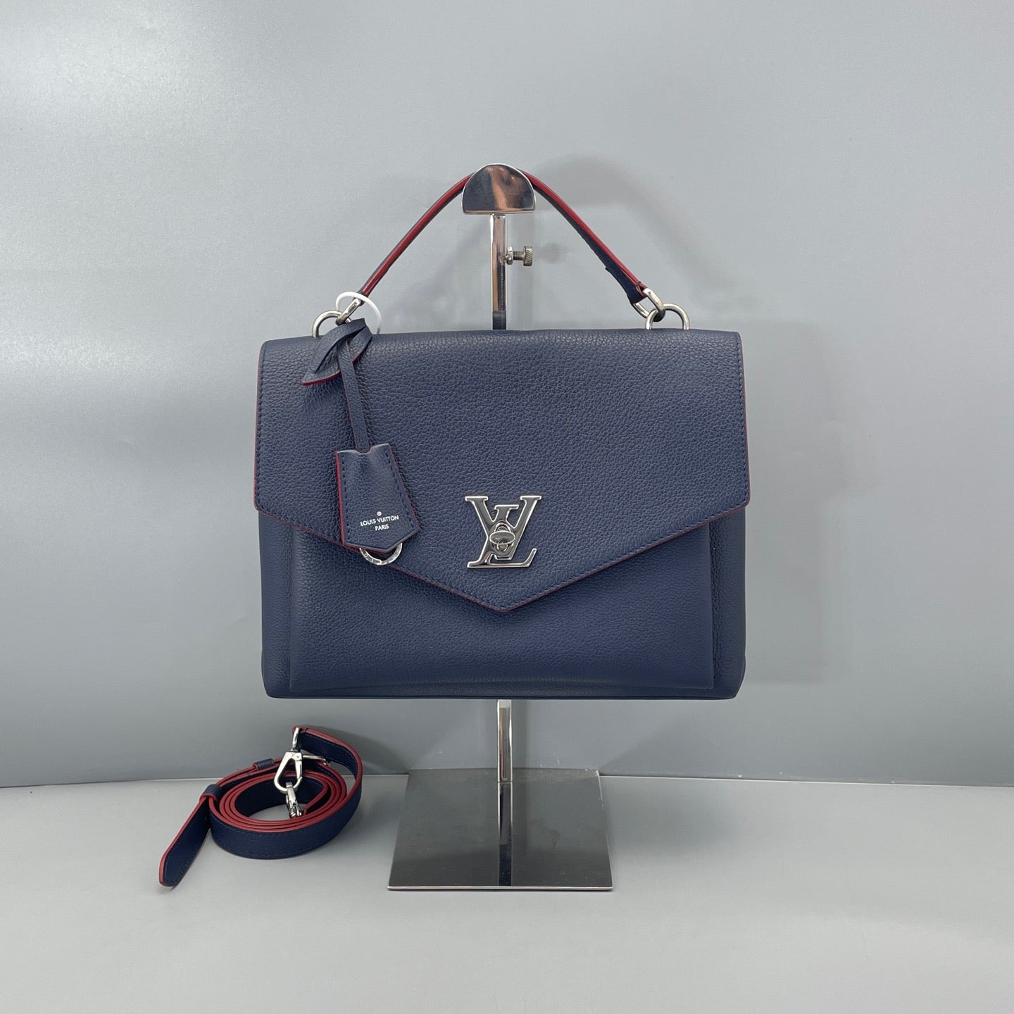Louis Vuitton - Lockme Envelope Bag - Leather - Navy - (Medium)