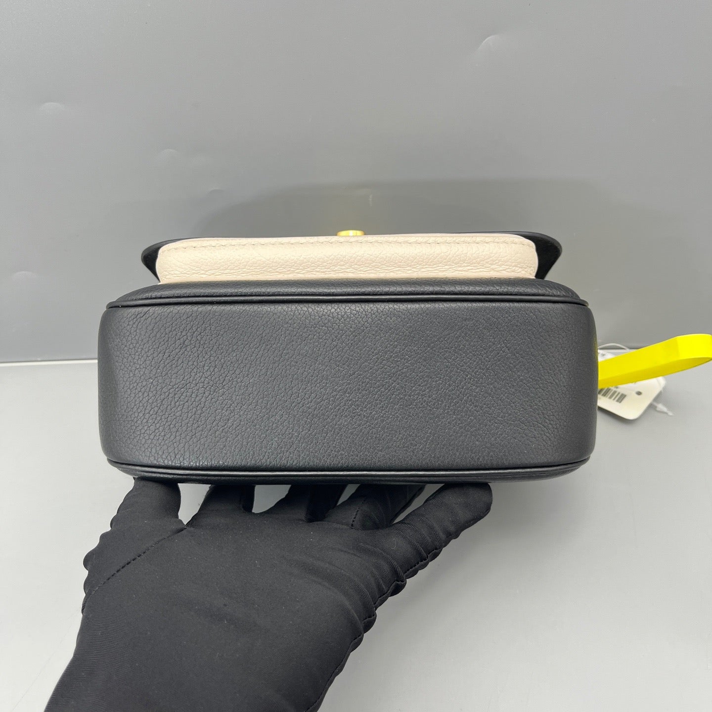 Louis Vuitton - Lockme - Grained calfskin leather - Black and White - (Mini)