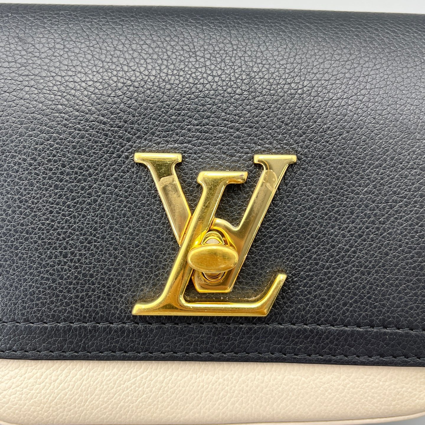 Louis Vuitton - Lockme - Grained calfskin leather - Black and White - (Mini)