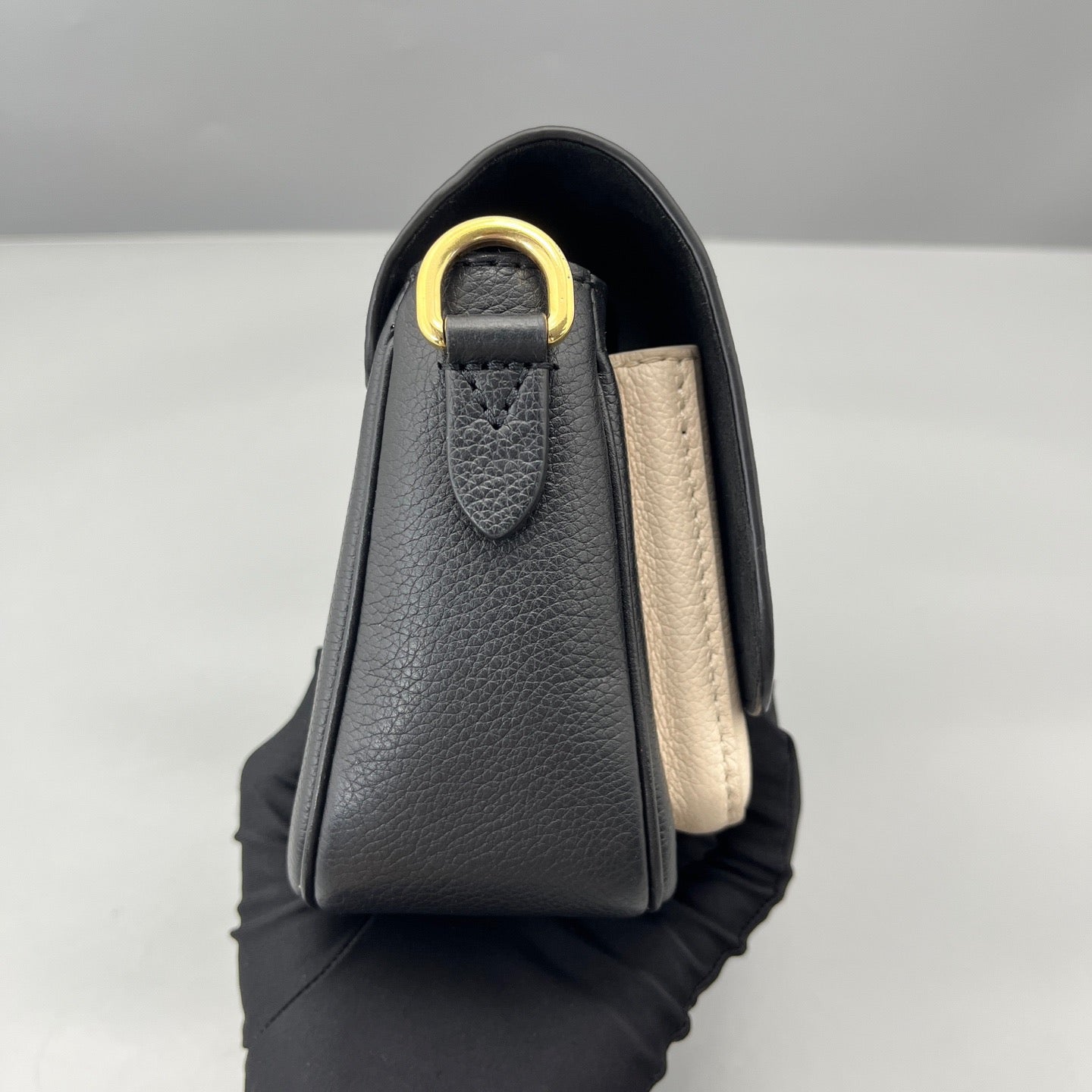 Louis Vuitton - Lockme - Grained calfskin leather - Black and White - (Mini)